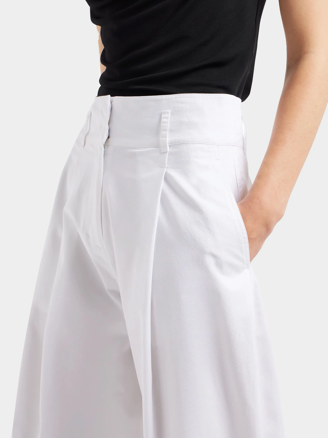 Брюки Armani Exchange модель 3DYP48-YN6RZ-1000 Брюки Armani Exchange модель 3DYP48-YN6RZ-1000 Фото