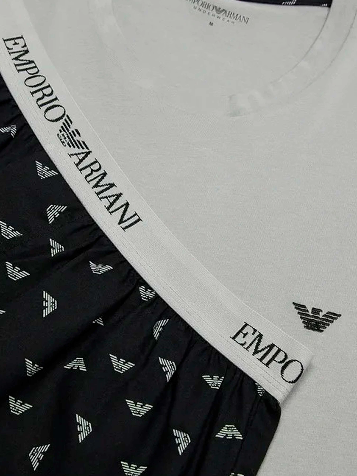 Одежда для дома и сна Emporio Armani модель 111339-4R576-35221 Одежда для дома и сна Emporio Armani модель 111339-4R576-35221 Фото