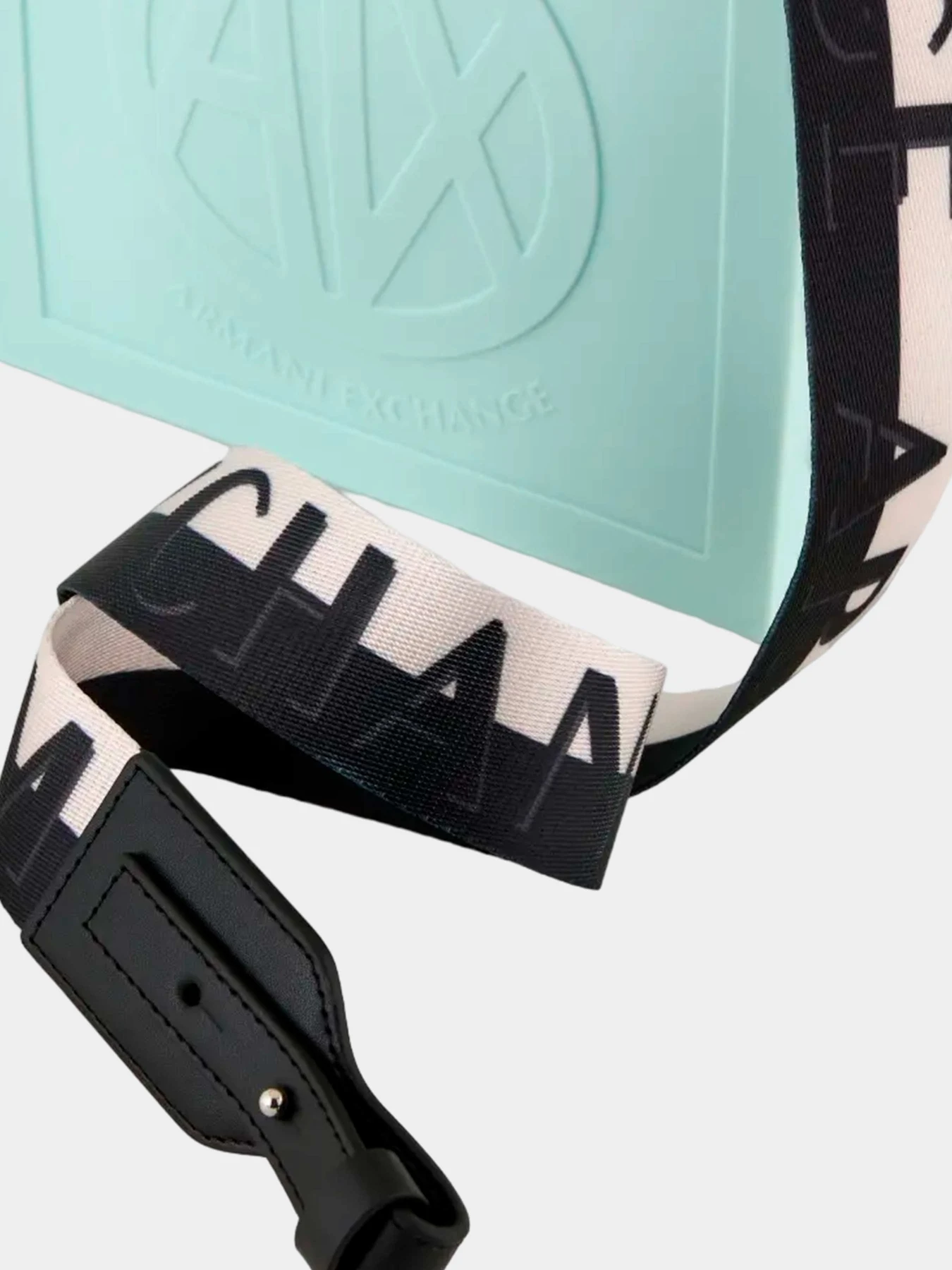 Сумки Armani Exchange модель 949146-4R740-02783 Фото