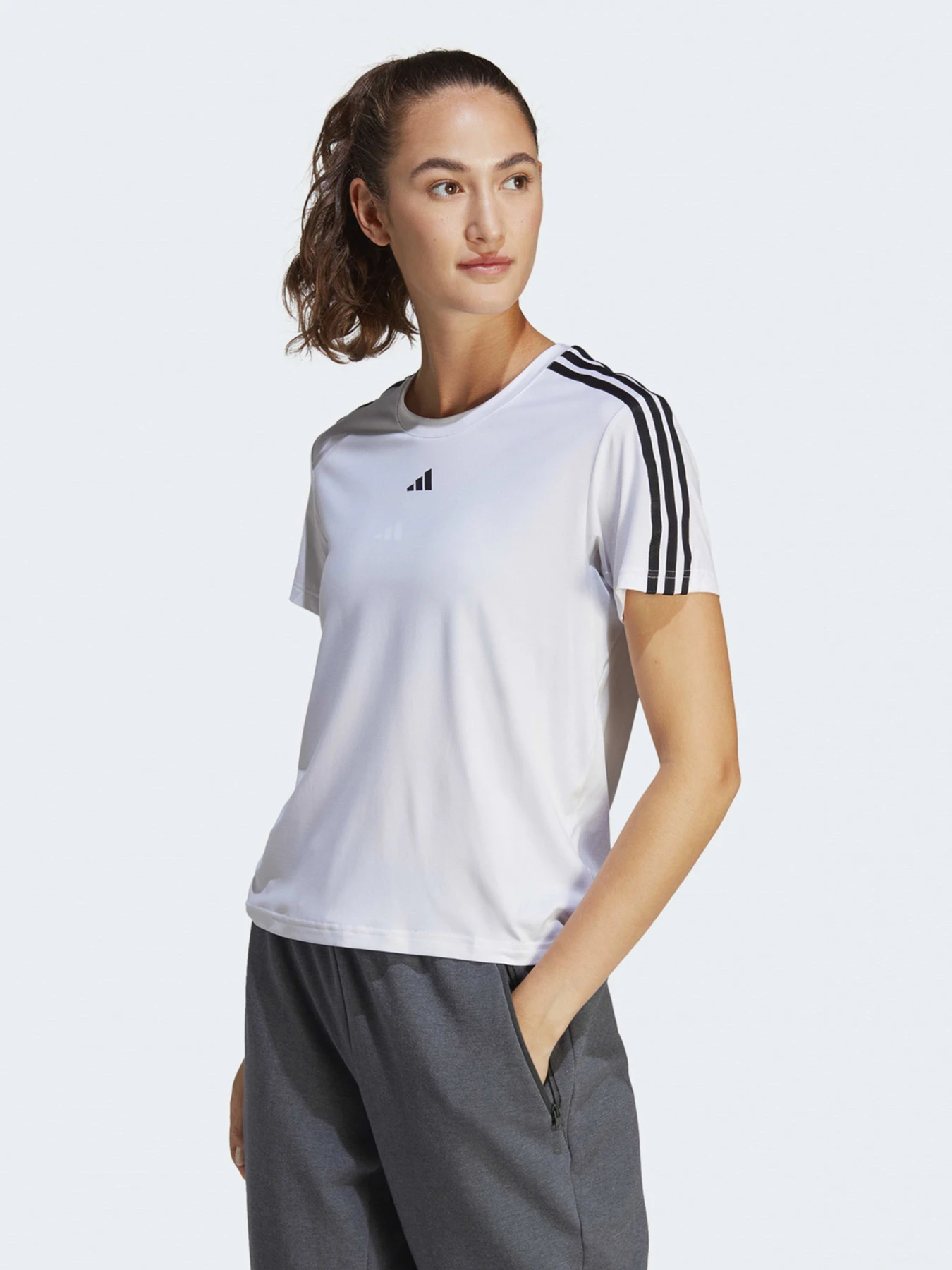 Футболки и поло Adidas модель IC5040 Футболки и поло Adidas модель IC5040 Фото