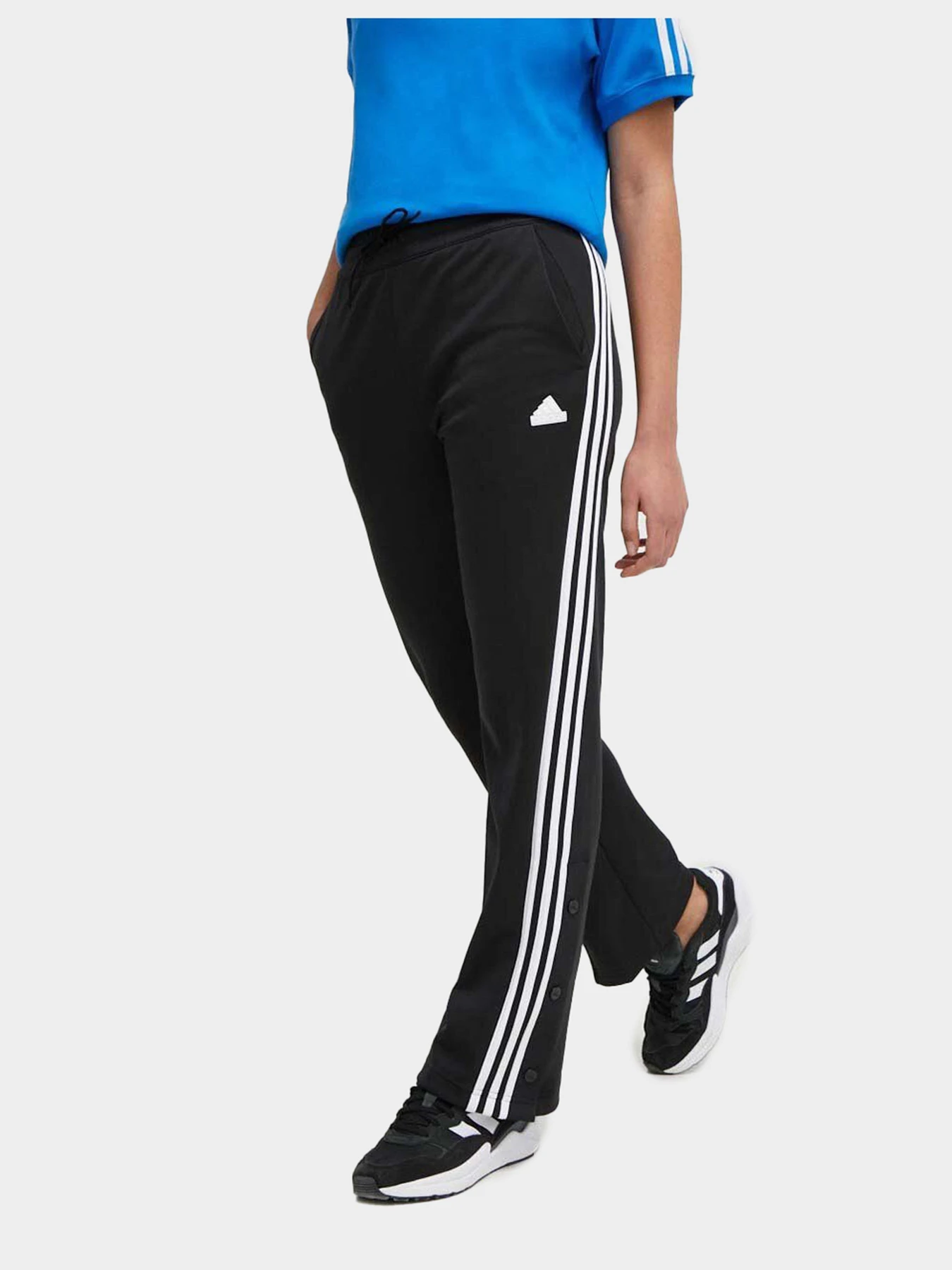 Брюки Adidas модель IN1833 Брюки Adidas модель IN1833 Фото