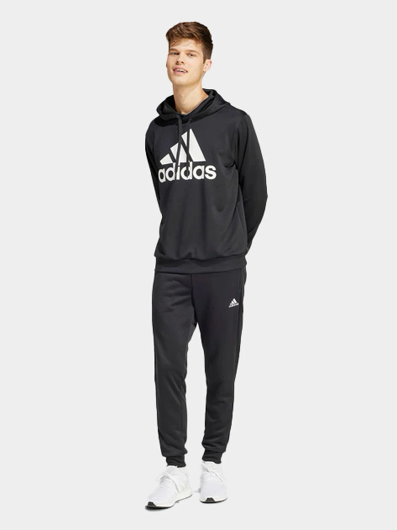 Костюмы Adidas модель IP1610 Костюмы Adidas модель IP1610 Фото