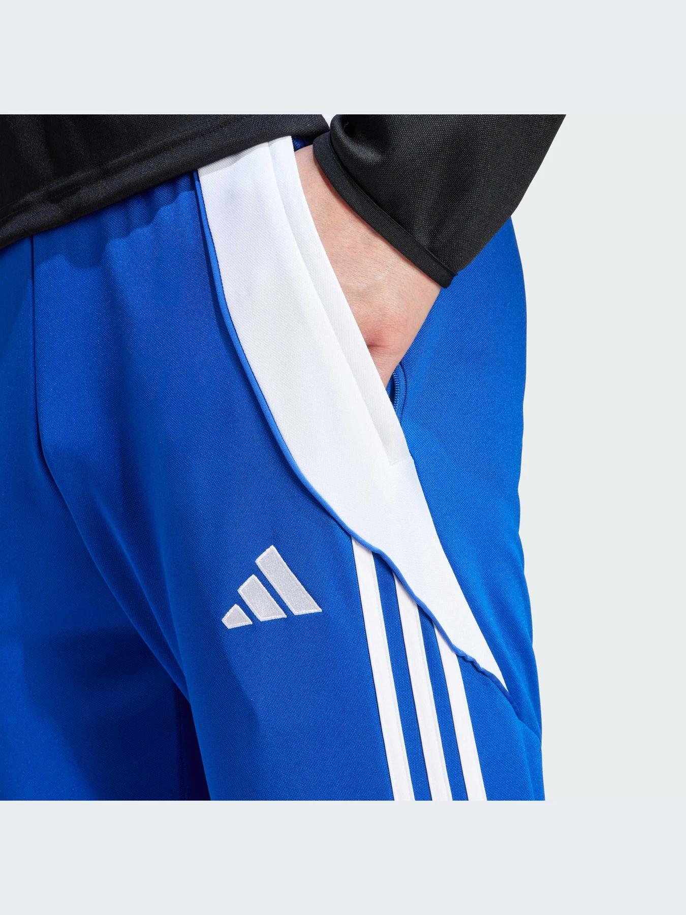 Брюки Adidas Tiro модель IV7265-KZ Брюки Adidas Tiro модель IV7265-KZ Фото