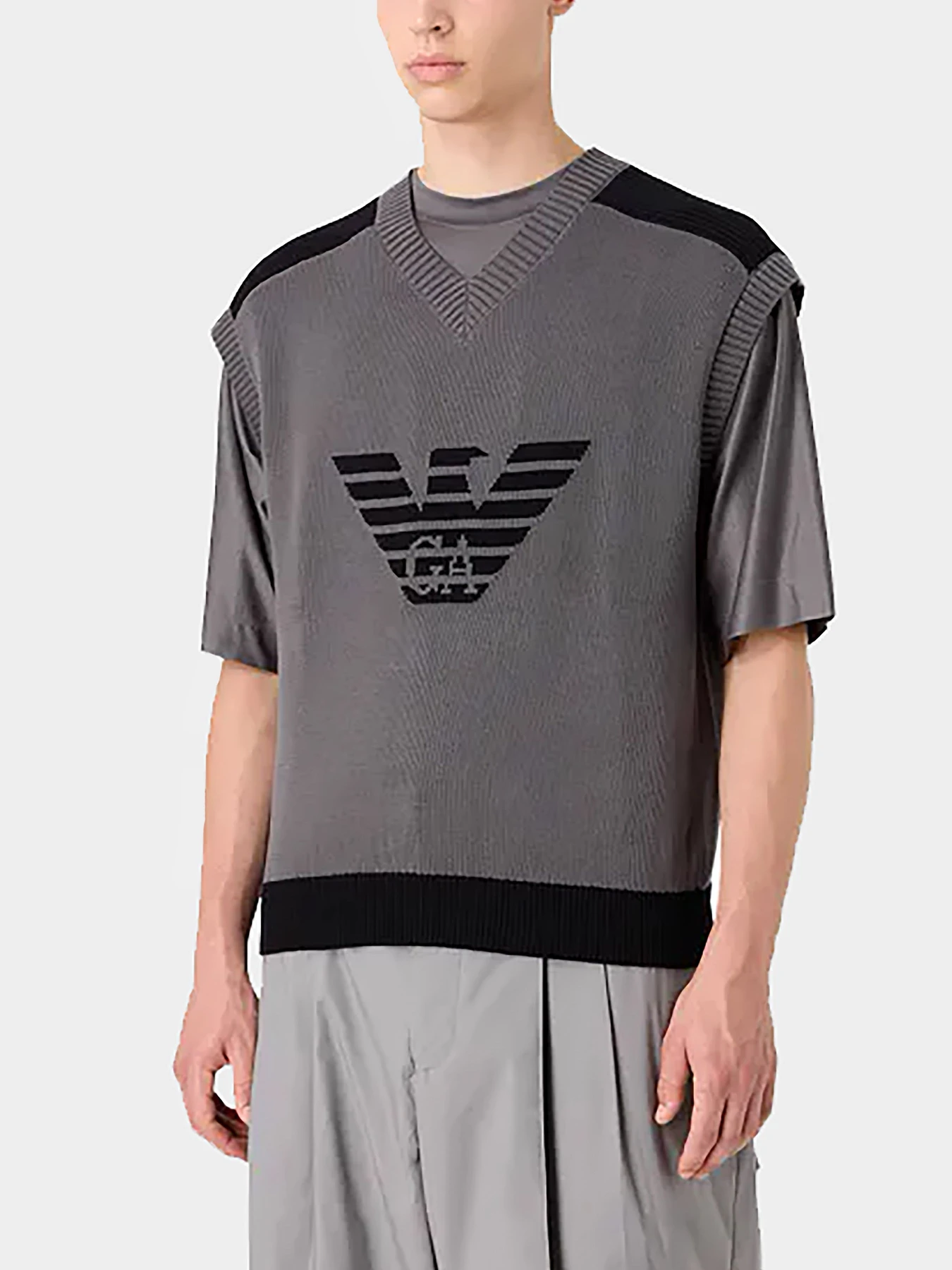 Худи и свитшоты Emporio Armani модель 3D1MXU-1MQDZ-0639 Худи и свитшоты Emporio Armani модель 3D1MXU-1MQDZ-0639 Фото