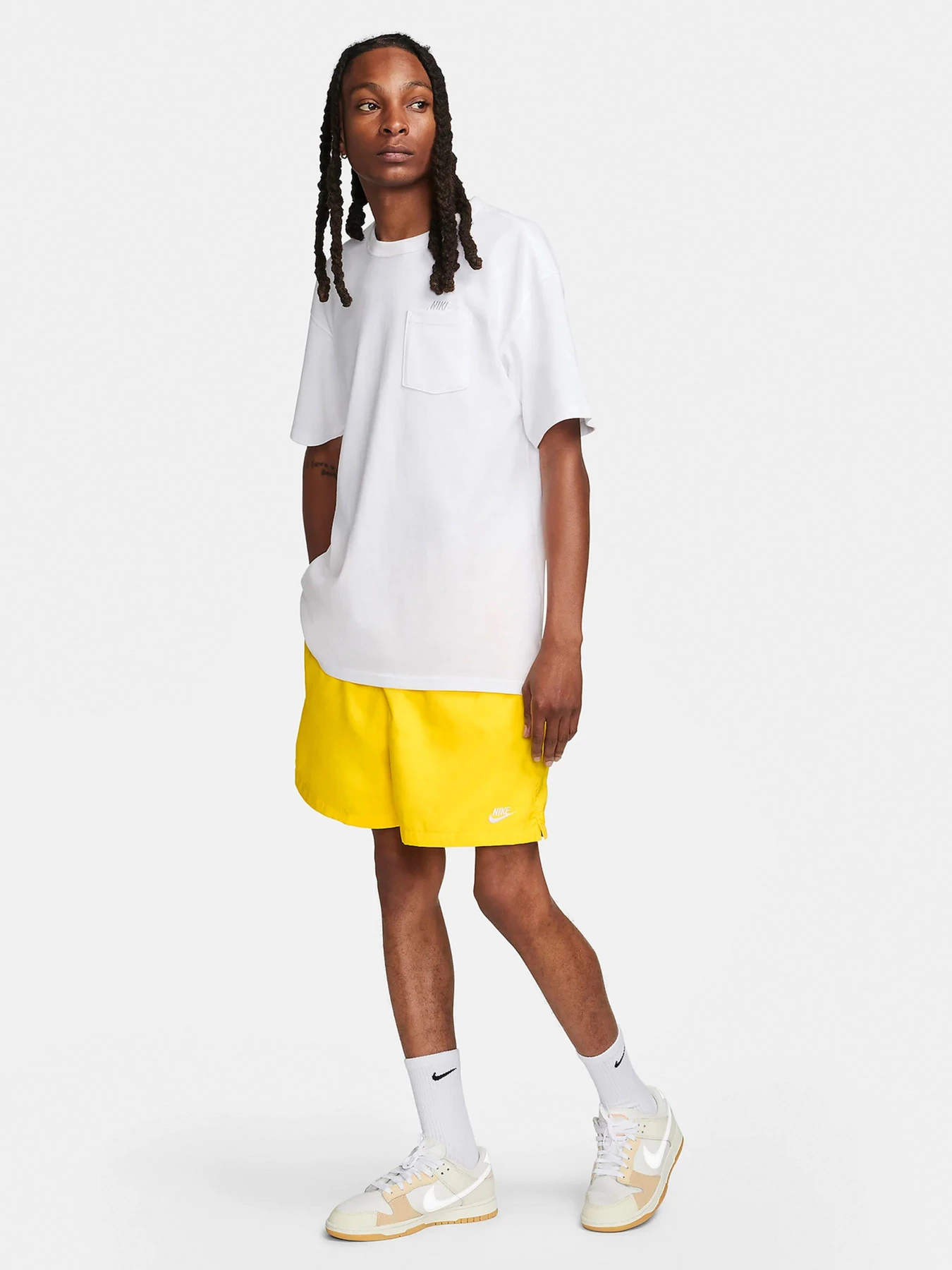 Шорты NIKE модель FN3307-718 Шорты NIKE модель FN3307-718 Фото