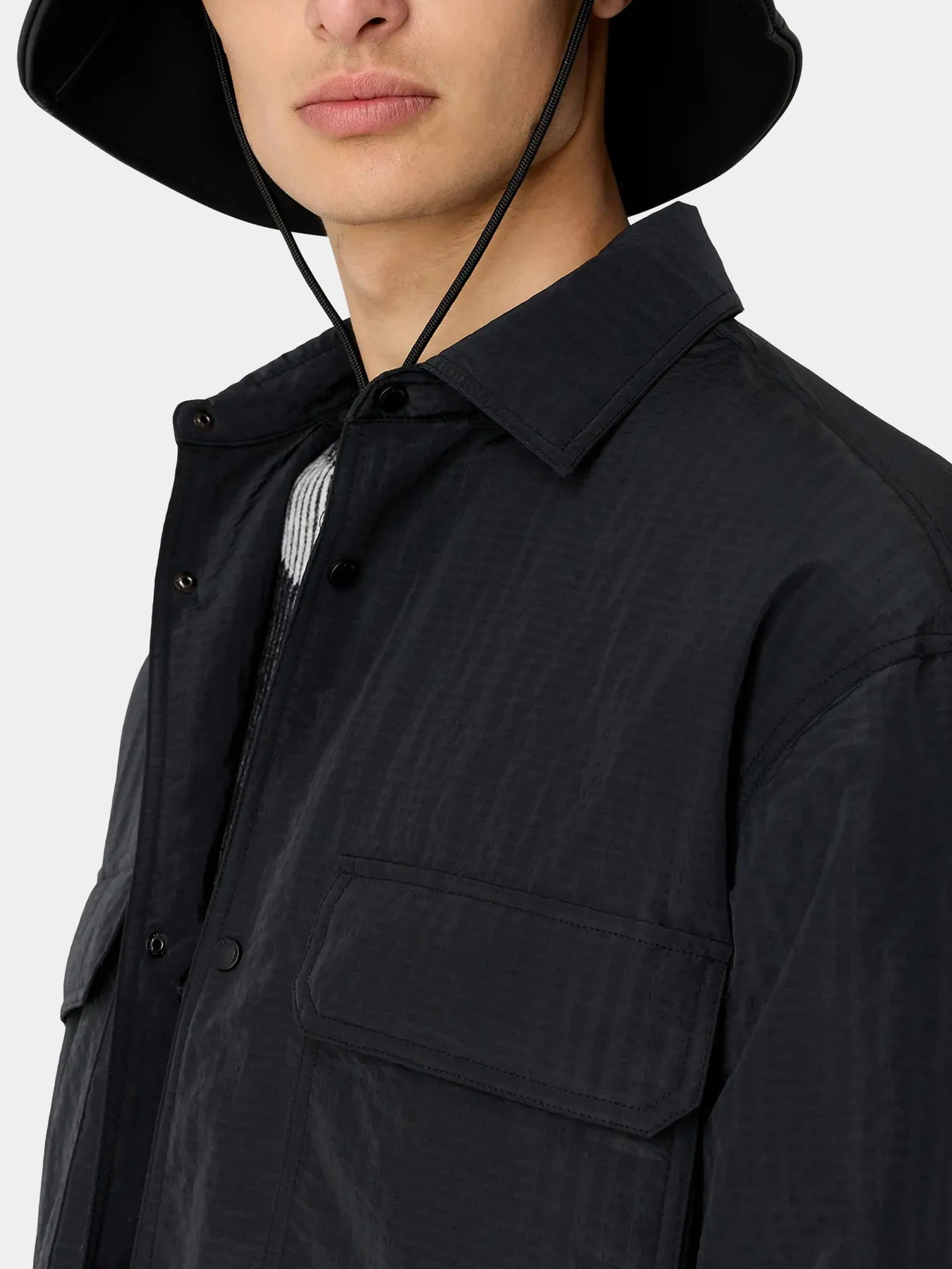Куртки и дубленки Emporio Armani модель 3D1BA1-1NJUZ-0999 Куртки и дубленки Emporio Armani модель 3D1BA1-1NJUZ-0999 Фото