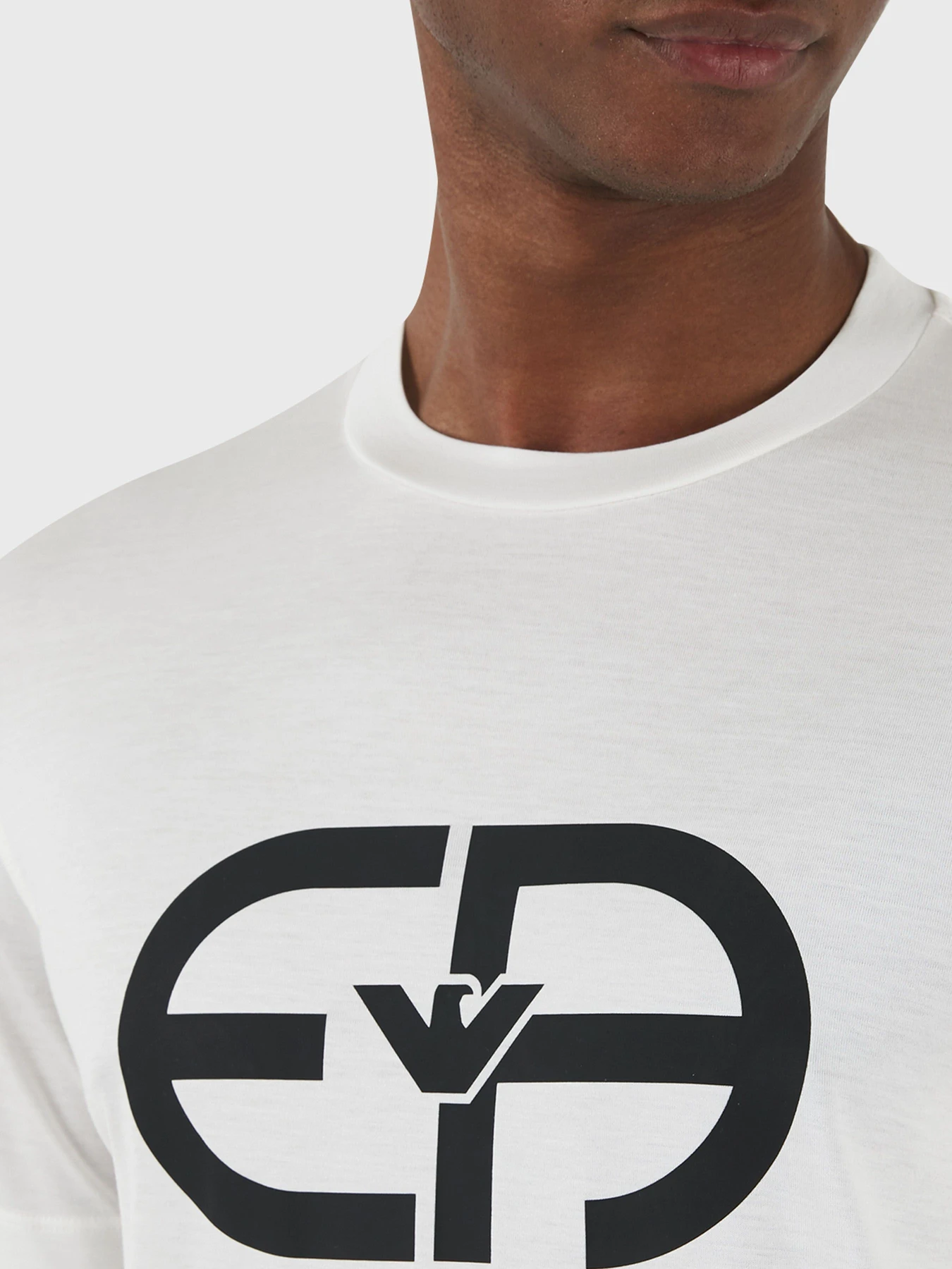 Футболки и поло Emporio Armani модель 8N1TF6-1JUVZ-0101 Футболки и поло Emporio Armani модель 8N1TF6-1JUVZ-0101 Фото