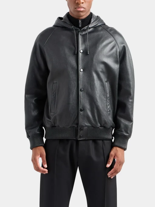 Куртки и дубленки Emporio Armani модель E31R82-F1P82-999 Фото