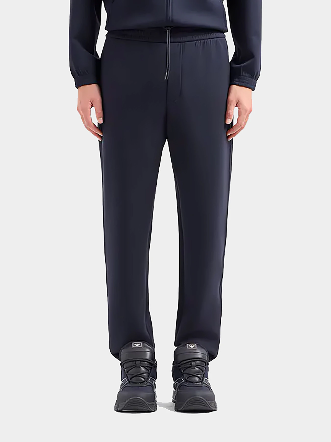 Брюки Emporio Armani модель EM000084-AF10103-UB118 Брюки Emporio Armani модель EM000084-AF10103-UB118 Фото