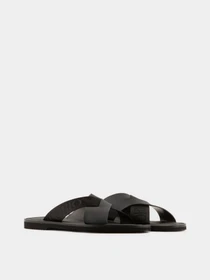 Шлёпанцы Emporio Armani модель X4P124-XN787-K001 Фото
