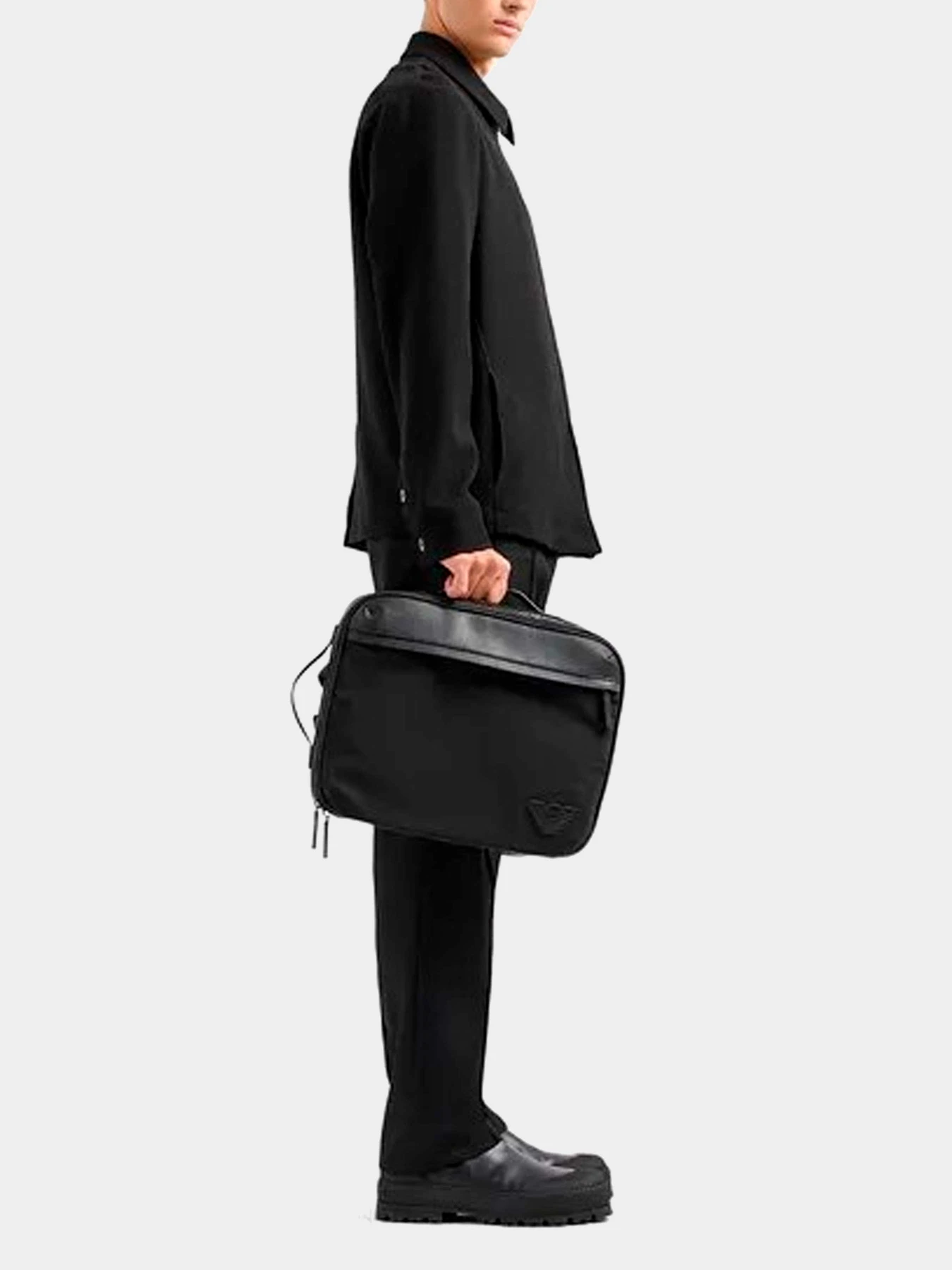 Сумки Emporio Armani модель Y4P363-Y216J-81073 Сумки Emporio Armani модель Y4P363-Y216J-81073 Фото