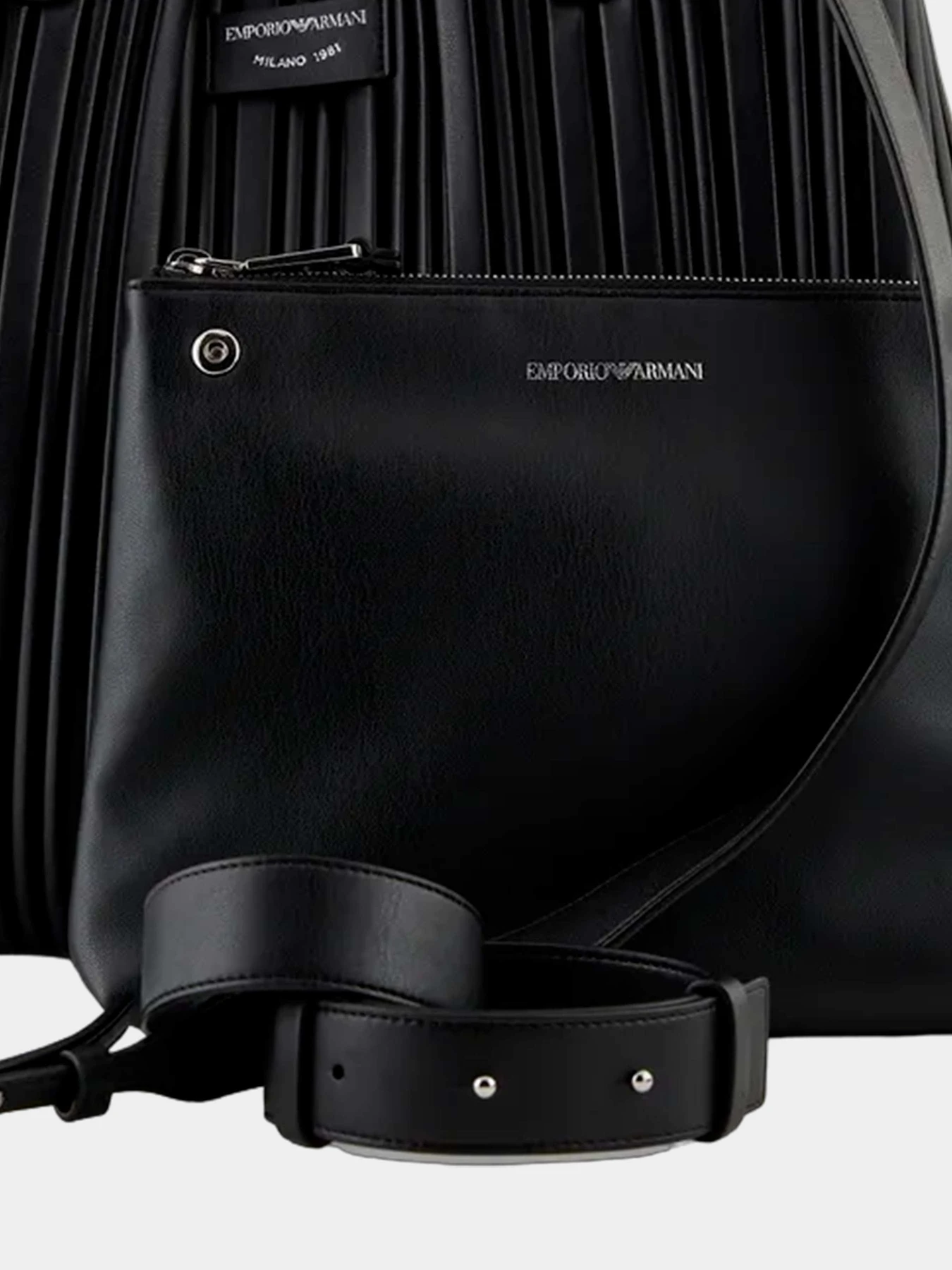Сумки Emporio Armani модель Y3D165-YWQ4E-80001 Фото