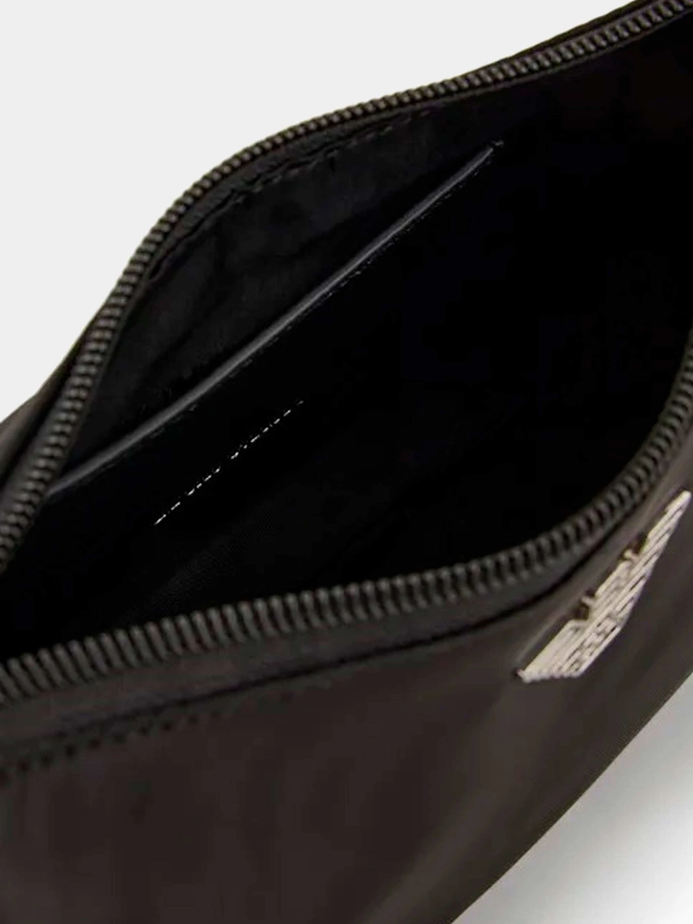 Сумки Emporio Armani модель Y3H293-YWS1E-80001 Сумки Emporio Armani модель Y3H293-YWS1E-80001 Фото