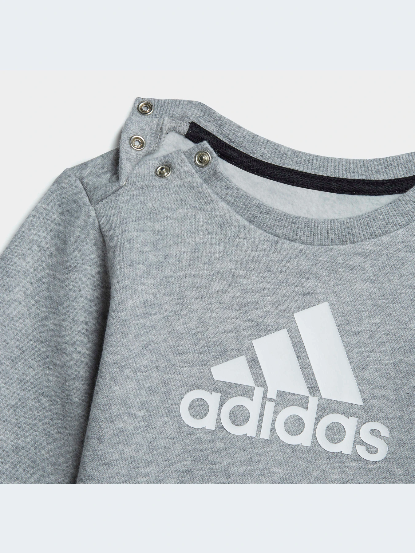 Костюмы Adidas модель H28835-KZ Костюмы Adidas модель H28835-KZ Фото