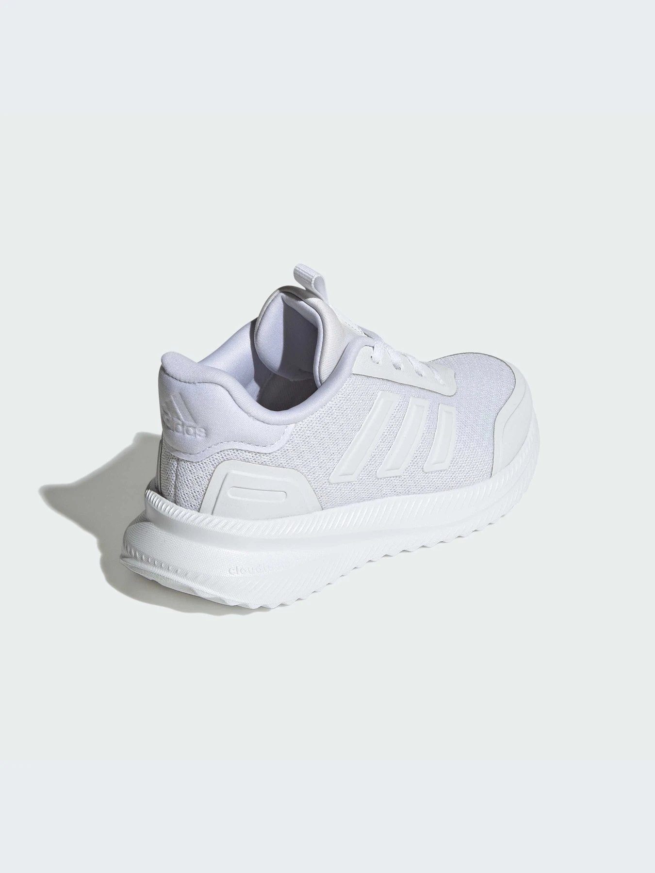 Кроссовки Adidas XPLR модель ID0255-KZ Кроссовки Adidas XPLR модель ID0255-KZ Фото