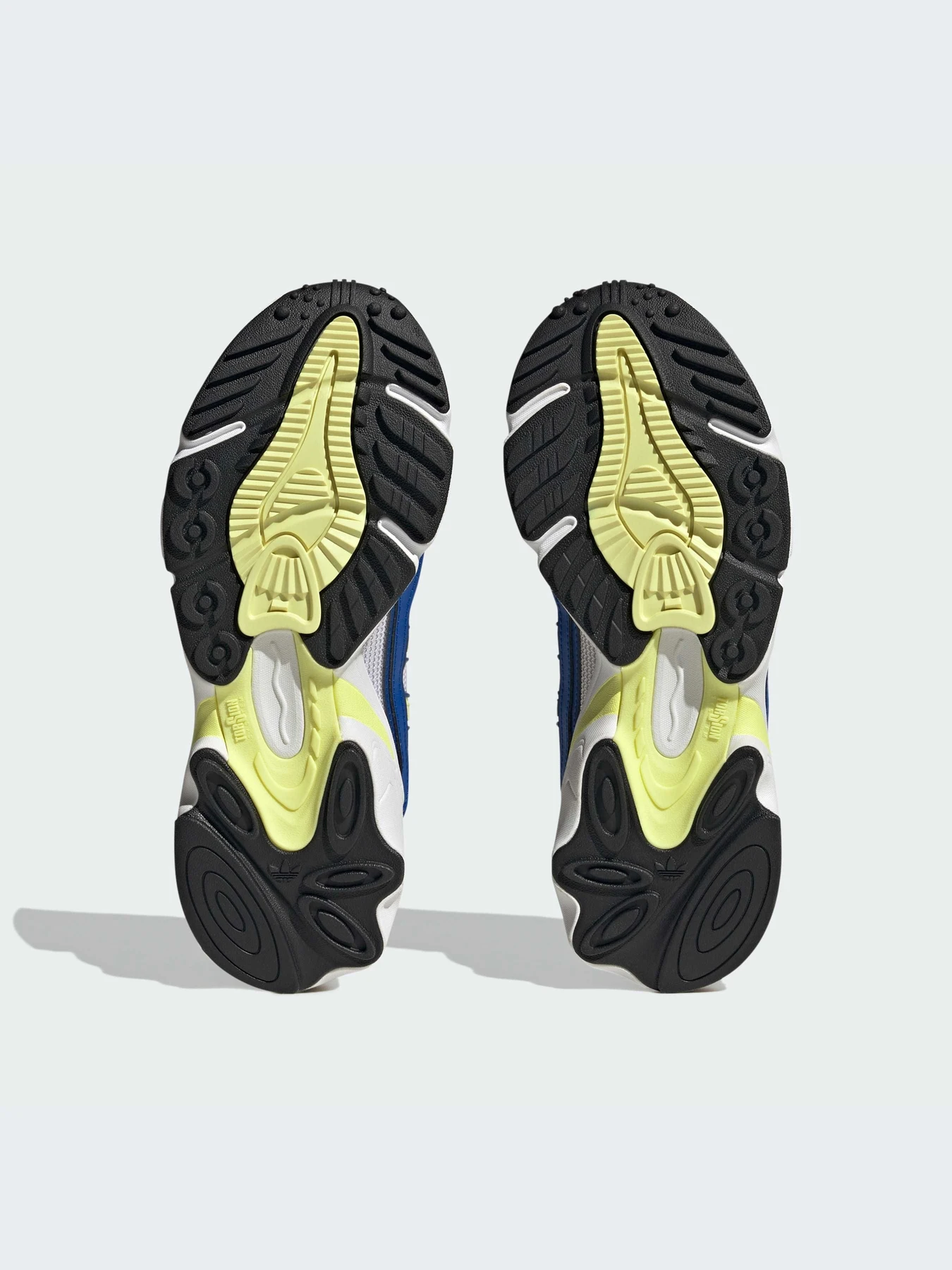 Кроссовки Adidas Ozweego модель IE6998-KZ Кроссовки Adidas Ozweego модель IE6998-KZ Фото