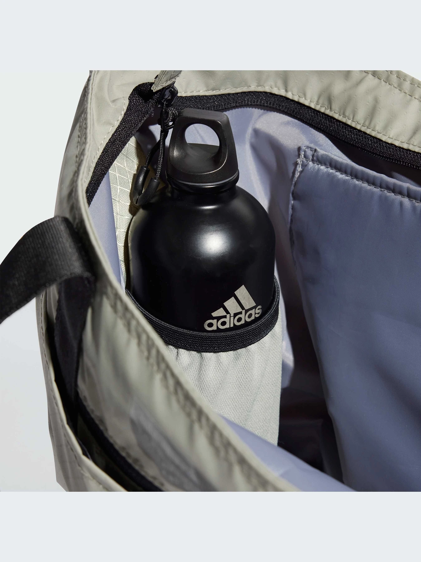 Сумки Adidas модель IQ0905-KZ Сумки Adidas модель IQ0905-KZ Фото