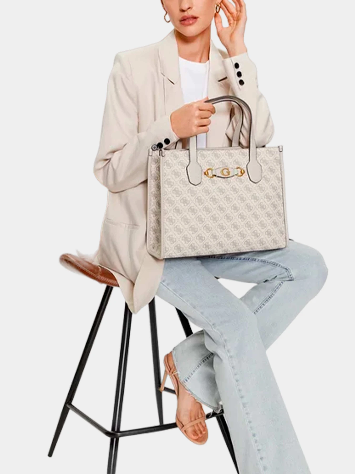 Сумки GUESS модель HWJG86-54220-DVL Сумки GUESS модель HWJG86-54220-DVL Фото