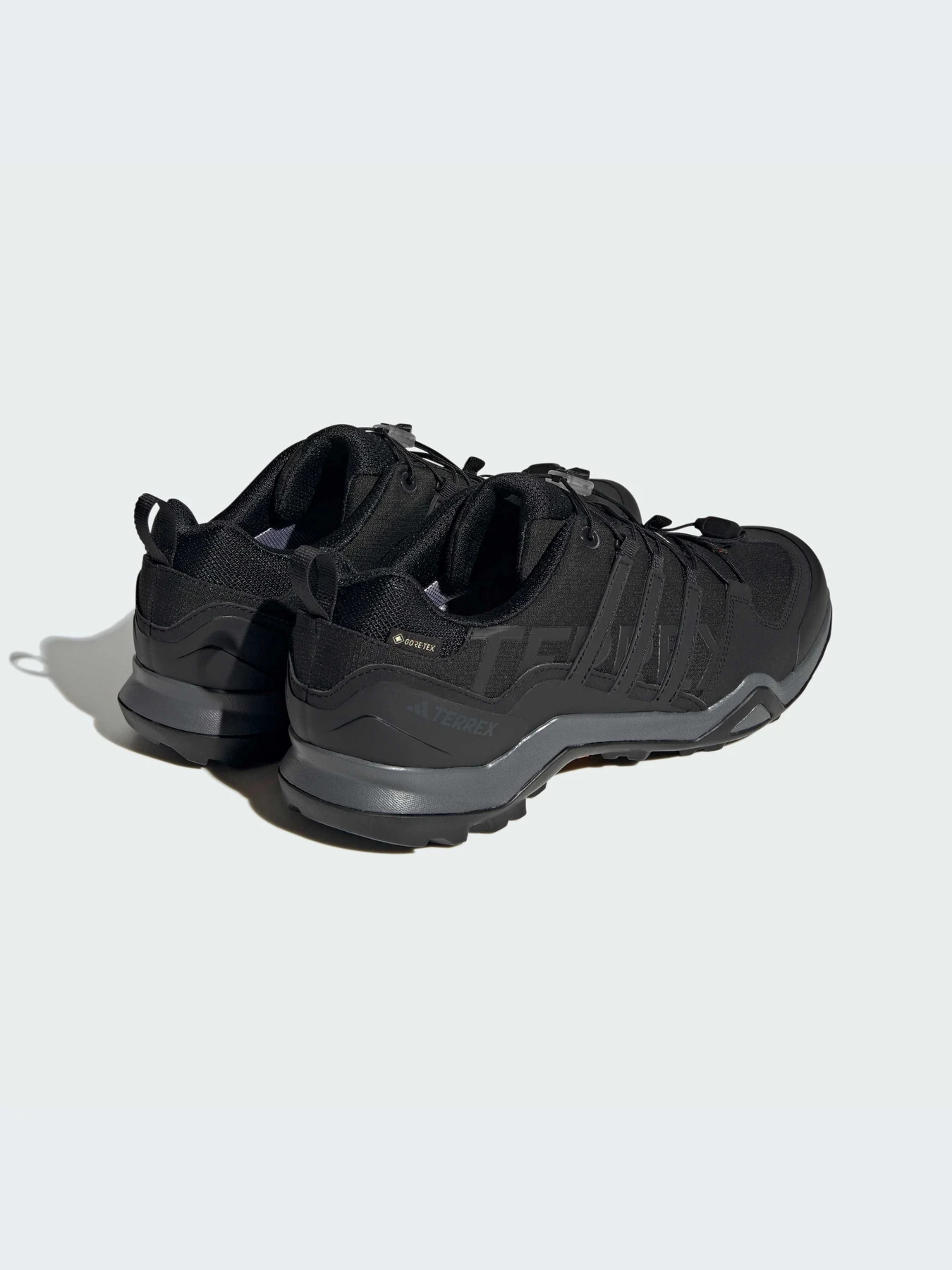 Кроссовки Adidas модель IF7631-KZ Кроссовки Adidas модель IF7631-KZ Фото