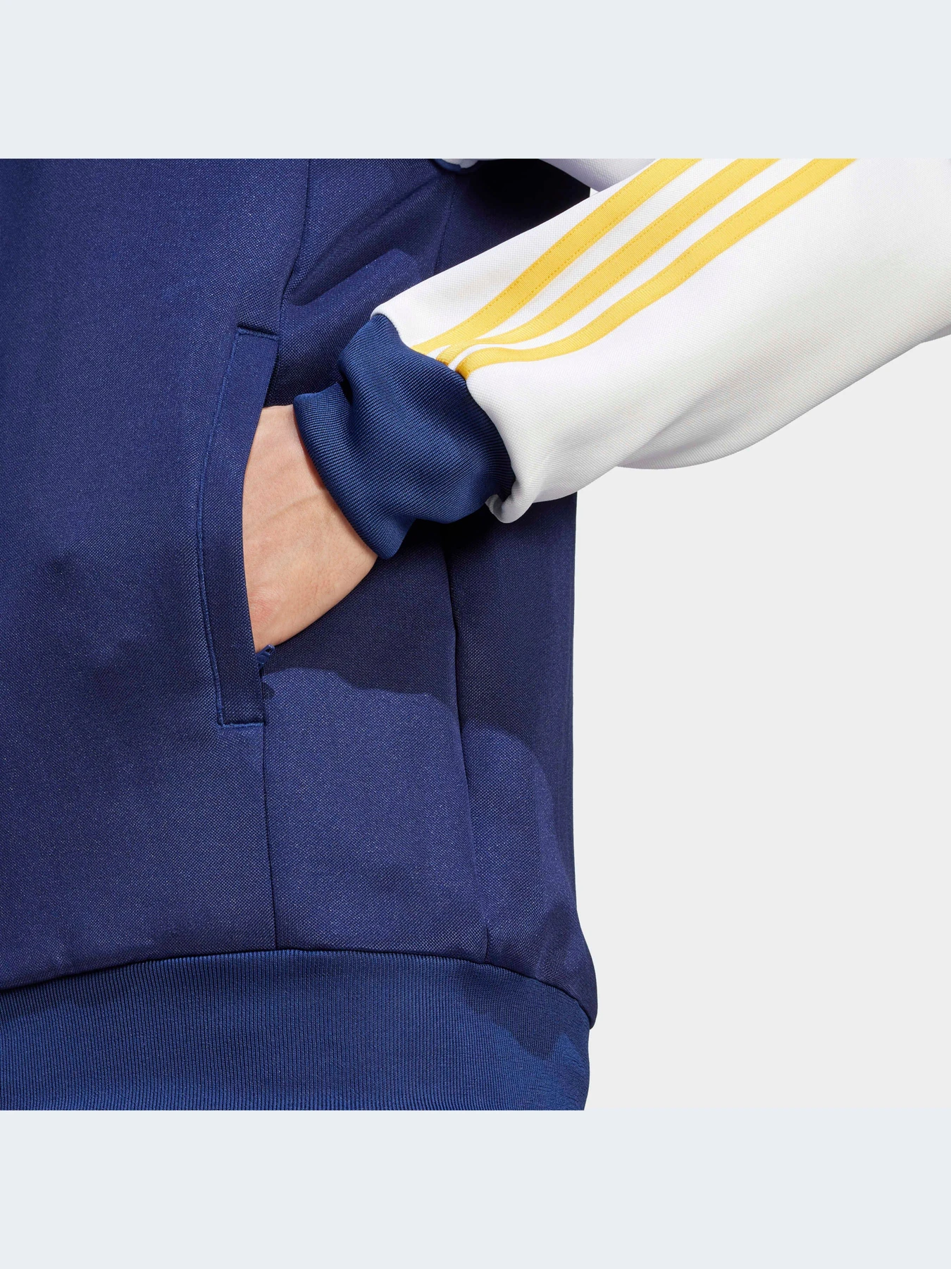 Худи и свитшоты Adidas модель IM4460-KZ Худи и свитшоты Adidas модель IM4460-KZ Фото