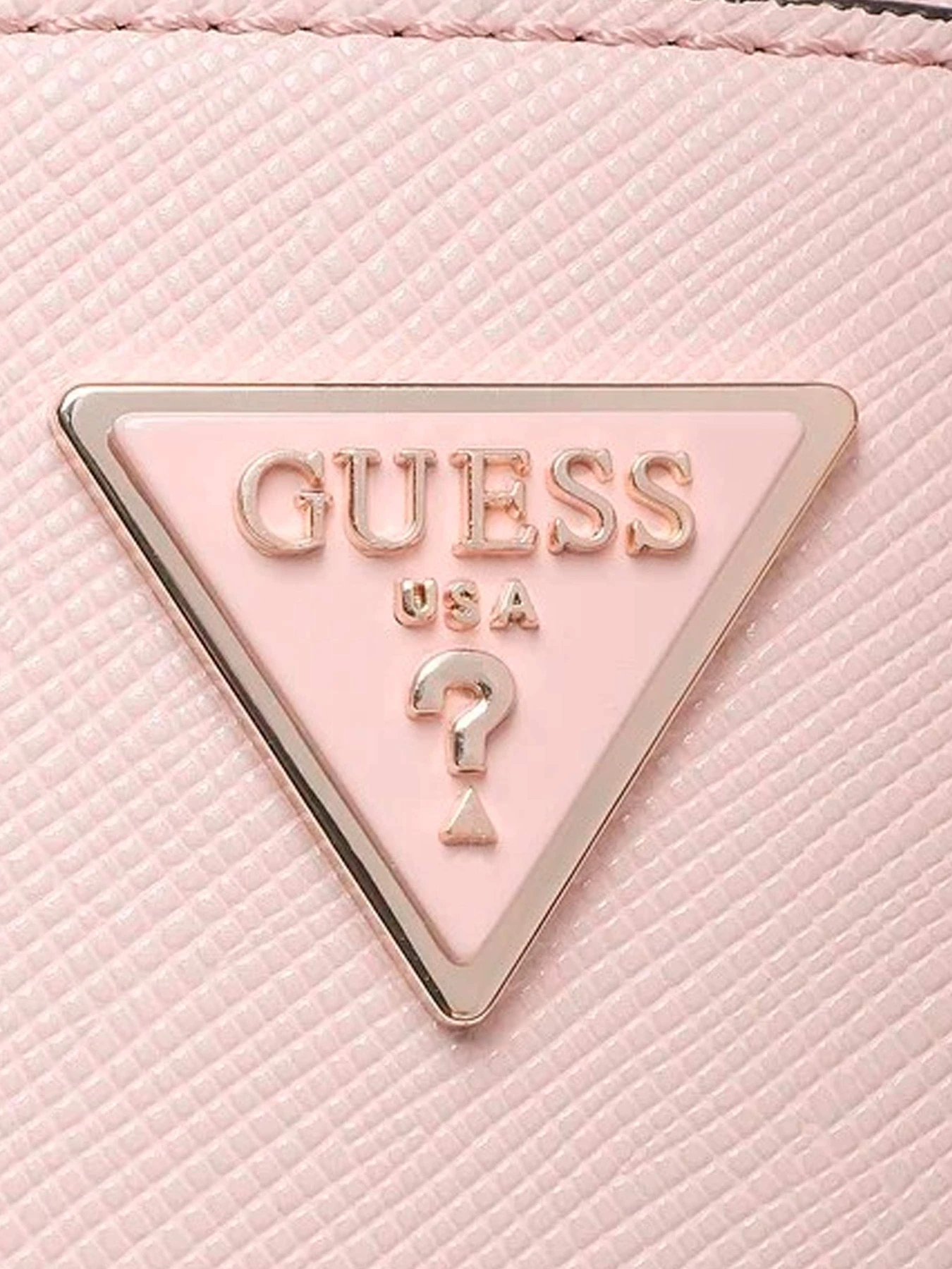 Сумки GUESS модель HWZG78-79060-LTR Сумки GUESS модель HWZG78-79060-LTR Фото