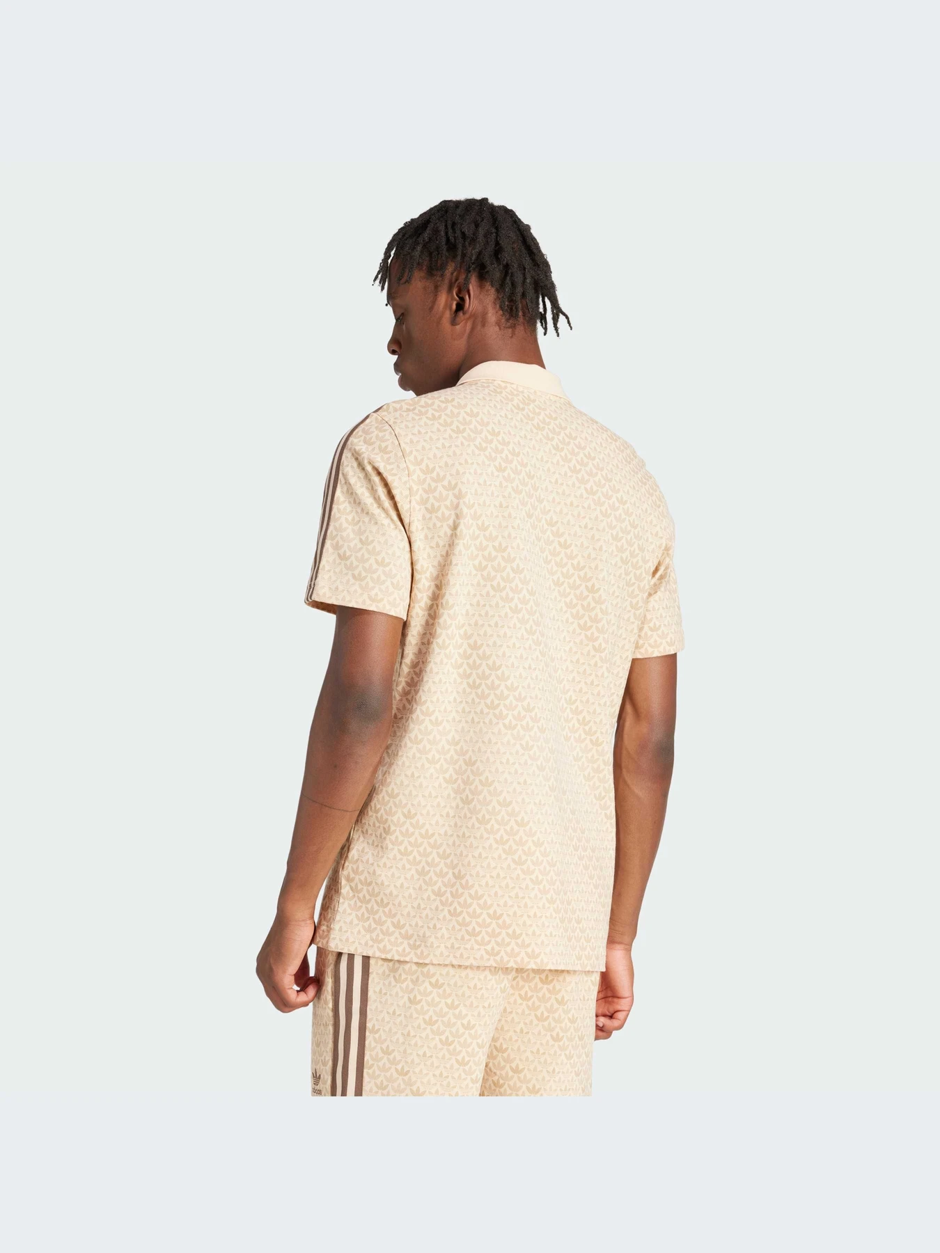 Футболки и поло Adidas Graphics модель IS0250-KZ Футболки и поло Adidas Graphics модель IS0250-KZ Фото