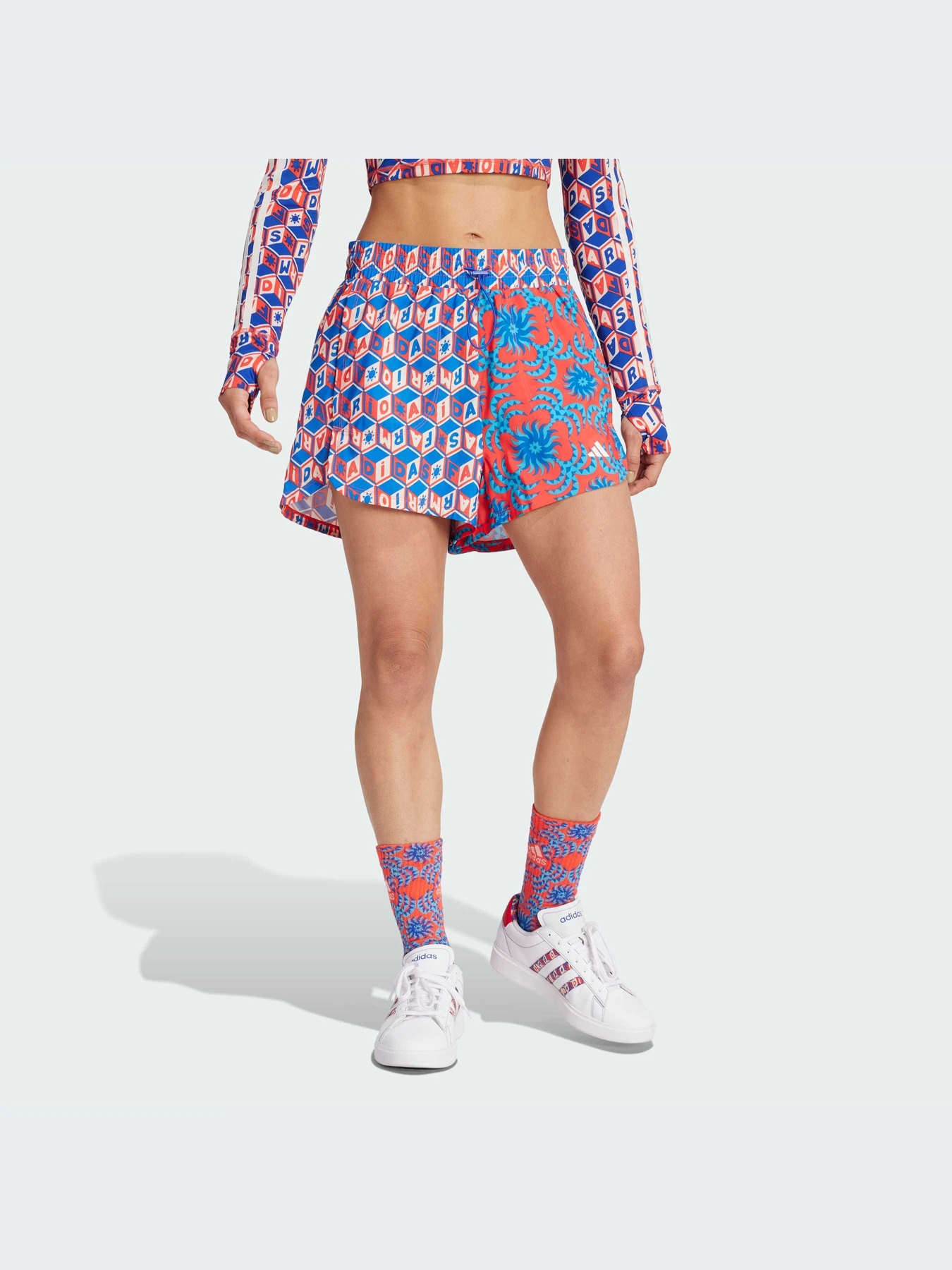 Шорты Adidas модель IN3748-KZ Шорты Adidas модель IN3748-KZ Фото