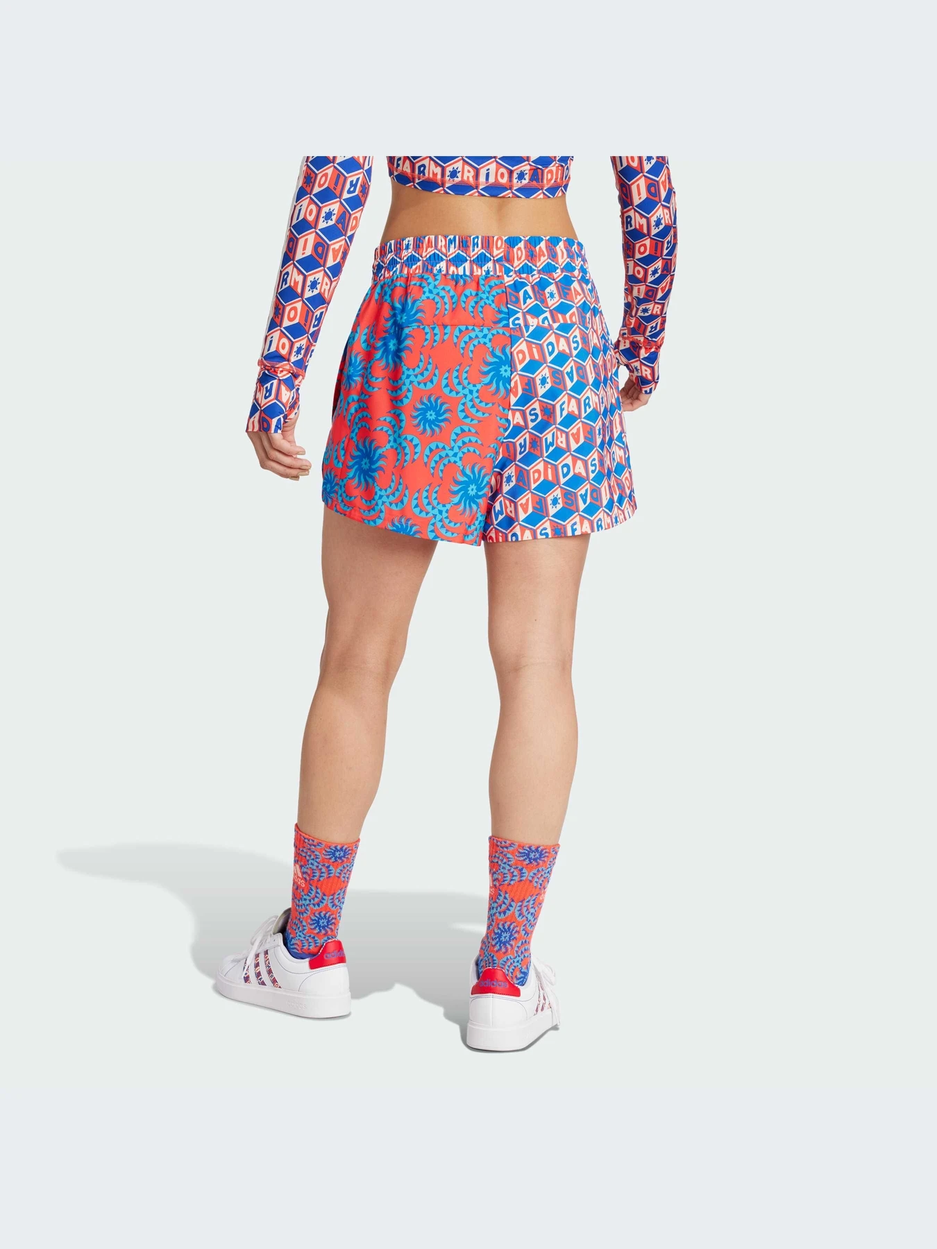 Шорты Adidas модель IN3748-KZ Шорты Adidas модель IN3748-KZ Фото
