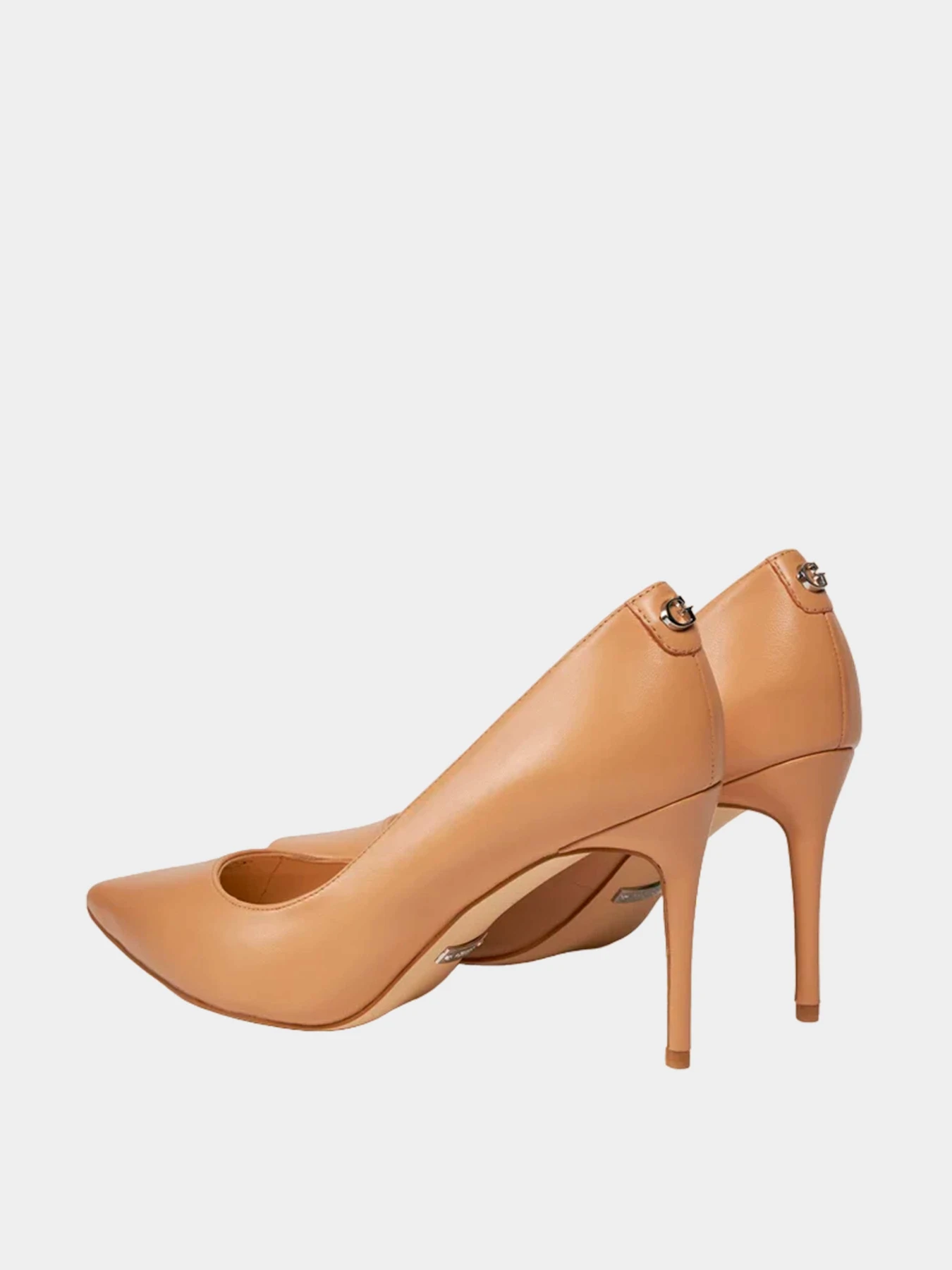 Туфли и лоферы GUESS модель FLPRC7-LEA03-SAND Туфли и лоферы GUESS модель FLPRC7-LEA03-SAND Фото