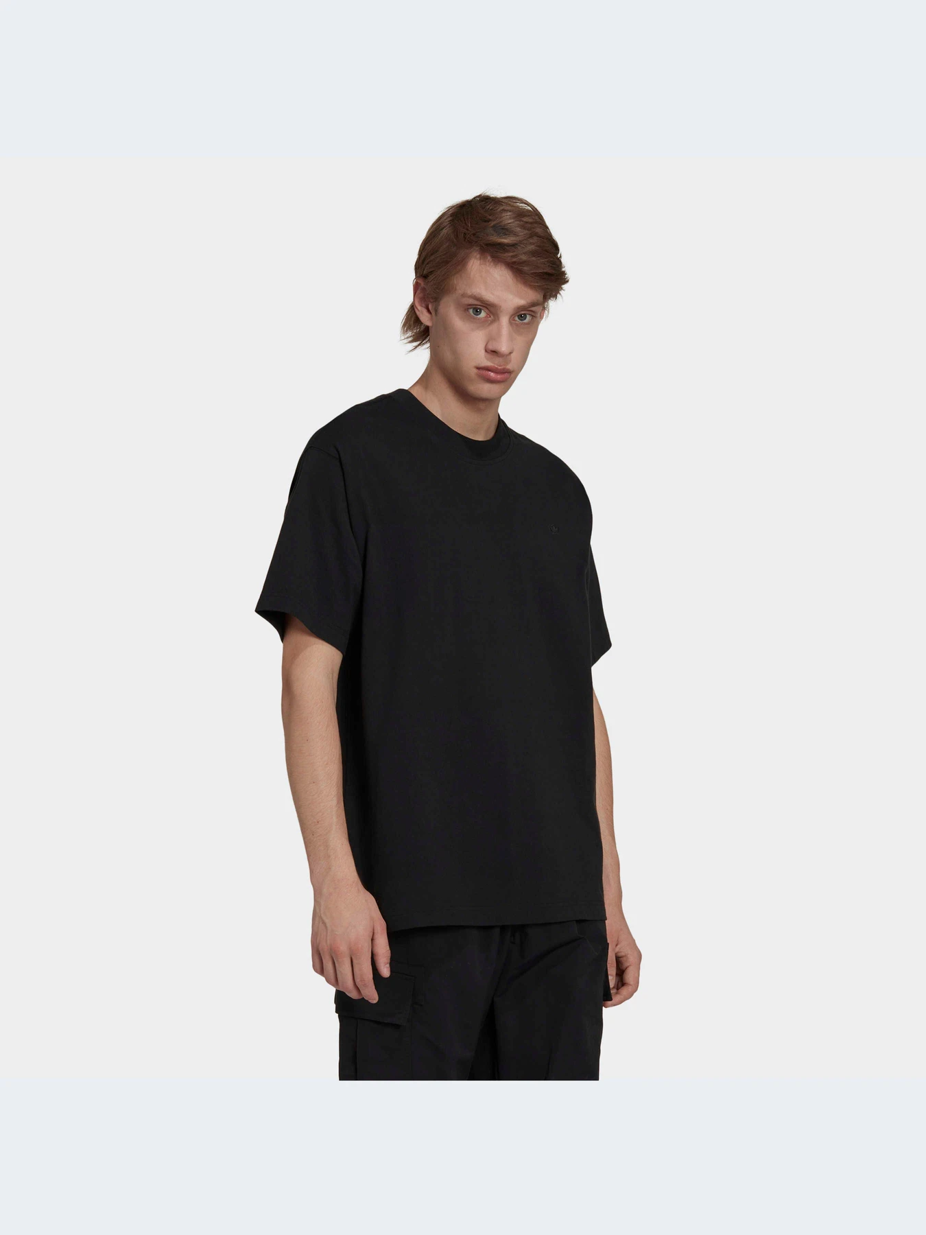 Футболки и поло Adidas Adicolor модель HK2890-KZ Футболки и поло Adidas Adicolor модель HK2890-KZ Фото