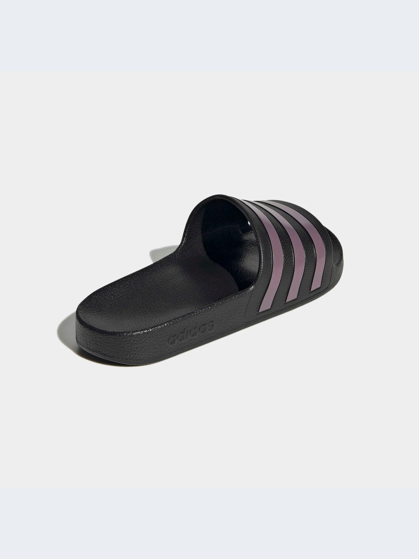 Шлёпанцы Adidas Adilette модель GX4279-KZ Шлёпанцы Adidas Adilette модель GX4279-KZ Фото