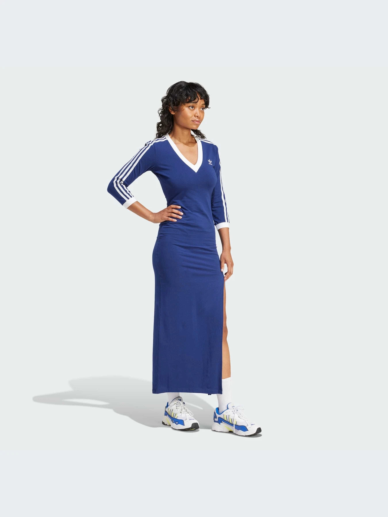Платья Adidas модель IP2987-KZ Платья Adidas модель IP2987-KZ Фото