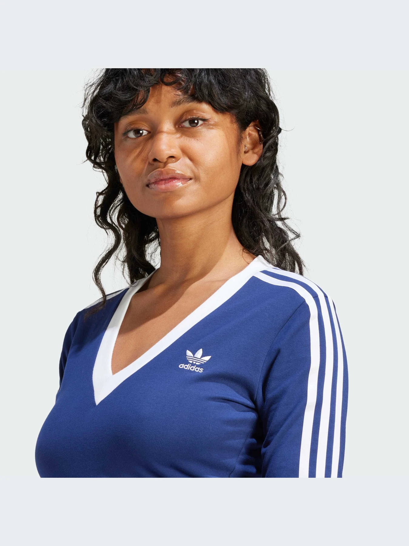 Платья Adidas модель IP2987-KZ Платья Adidas модель IP2987-KZ Фото
