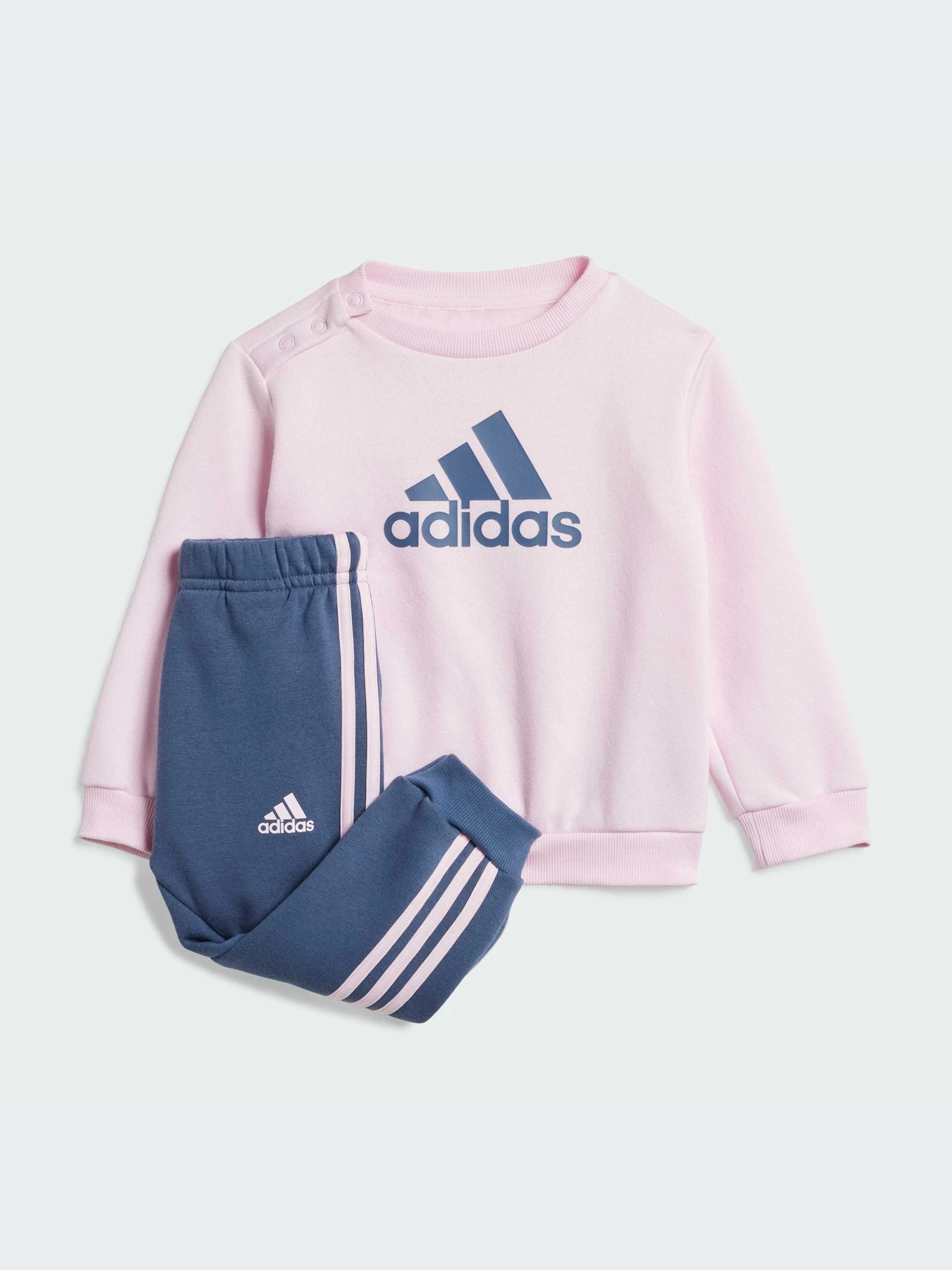 Костюмы Adidas модель IS2517-KZ Костюмы Adidas модель IS2517-KZ Фото