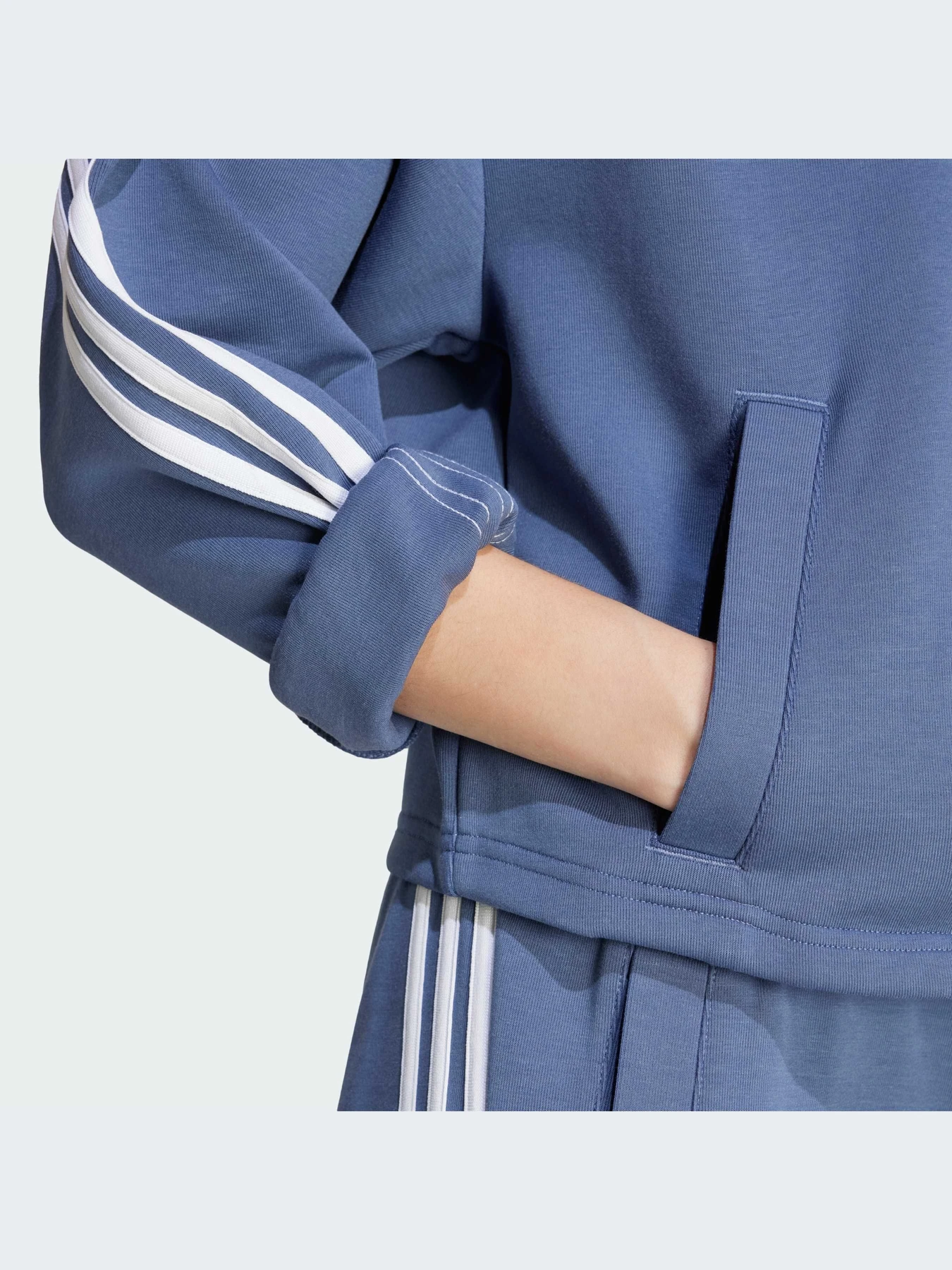 Худи и свитшоты Adidas Icons модель IS3888-KZ Худи и свитшоты Adidas Icons модель IS3888-KZ Фото