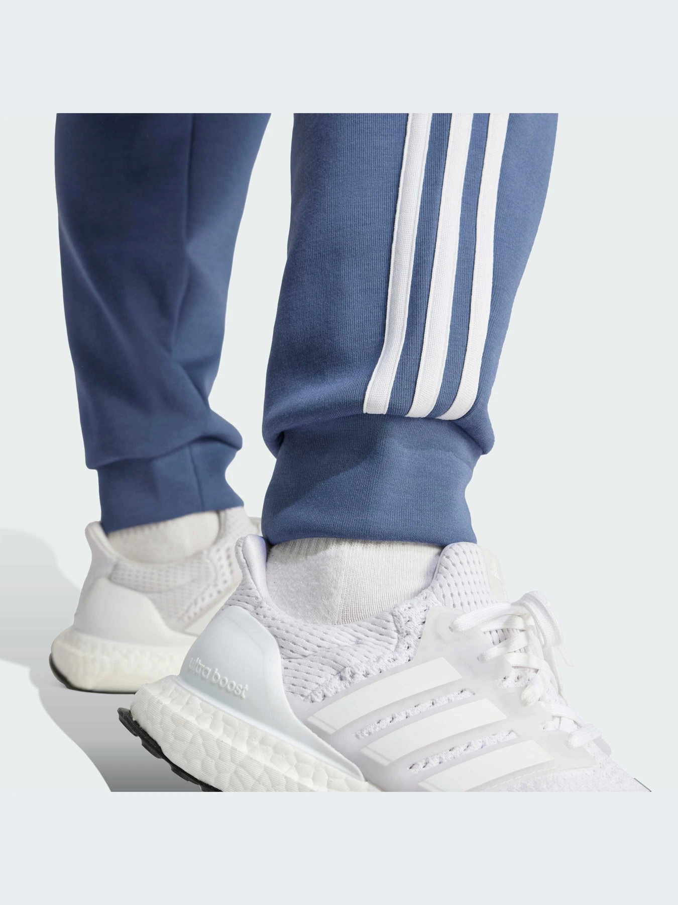 Брюки Adidas Icons модель IS3941-KZ Брюки Adidas Icons модель IS3941-KZ Фото