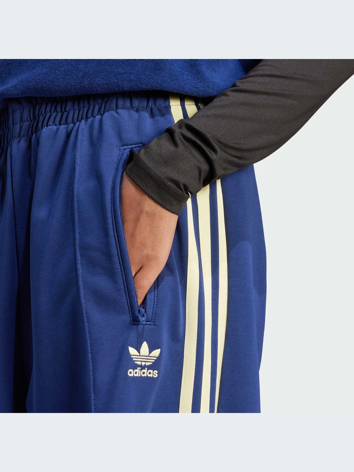 Брюки Adidas модель IR7464-KZ Брюки Adidas модель IR7464-KZ Фото