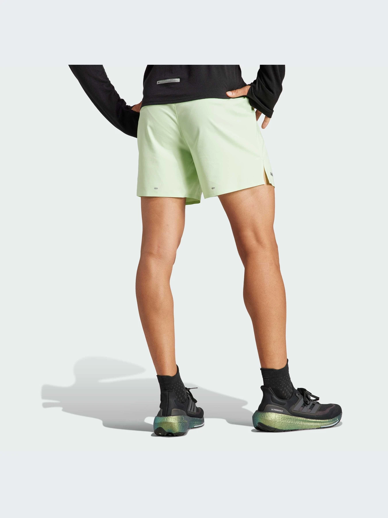 Шорты Adidas модель IS0268-KZ Шорты Adidas модель IS0268-KZ Фото