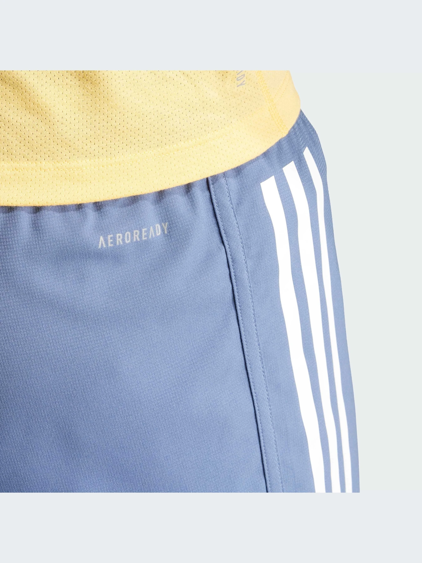 Шорты Adidas 3 Stripes модель IK4980-KZ Шорты Adidas 3 Stripes модель IK4980-KZ Фото
