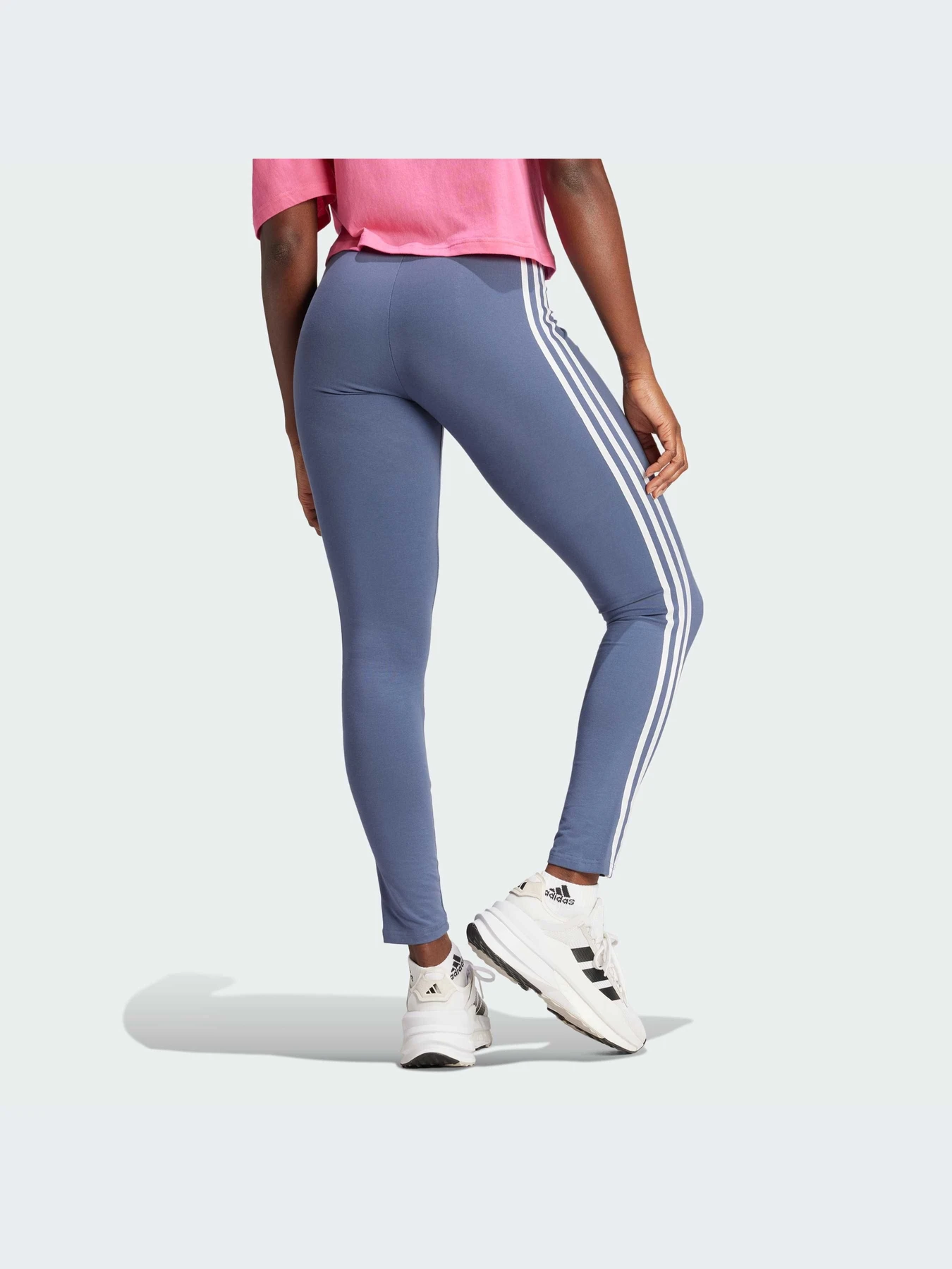 Брюки Adidas Icons модель IS3612-KZ Брюки Adidas Icons модель IS3612-KZ Фото