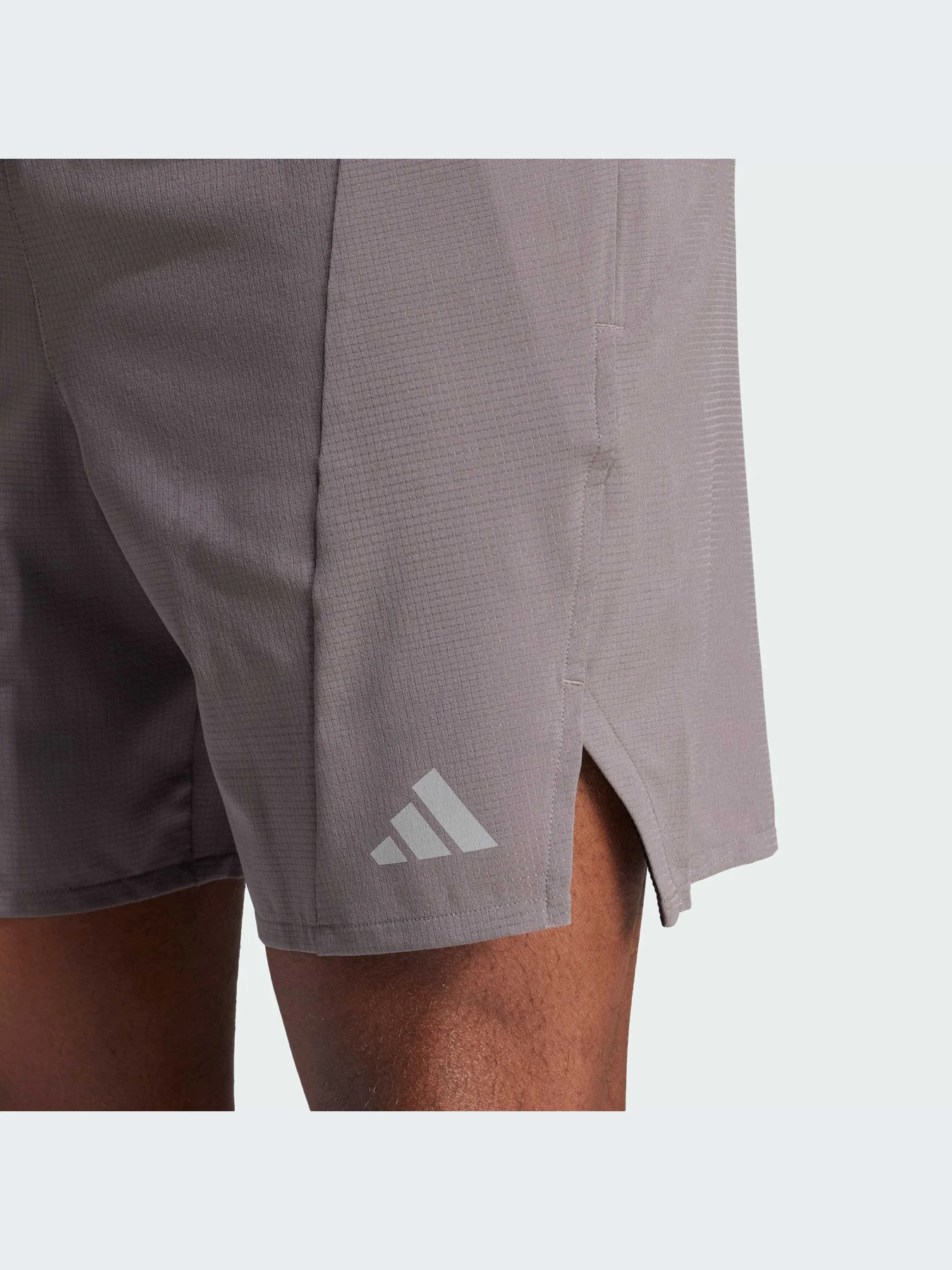 Шорты Adidas модель IS3734-KZ Шорты Adidas модель IS3734-KZ Фото