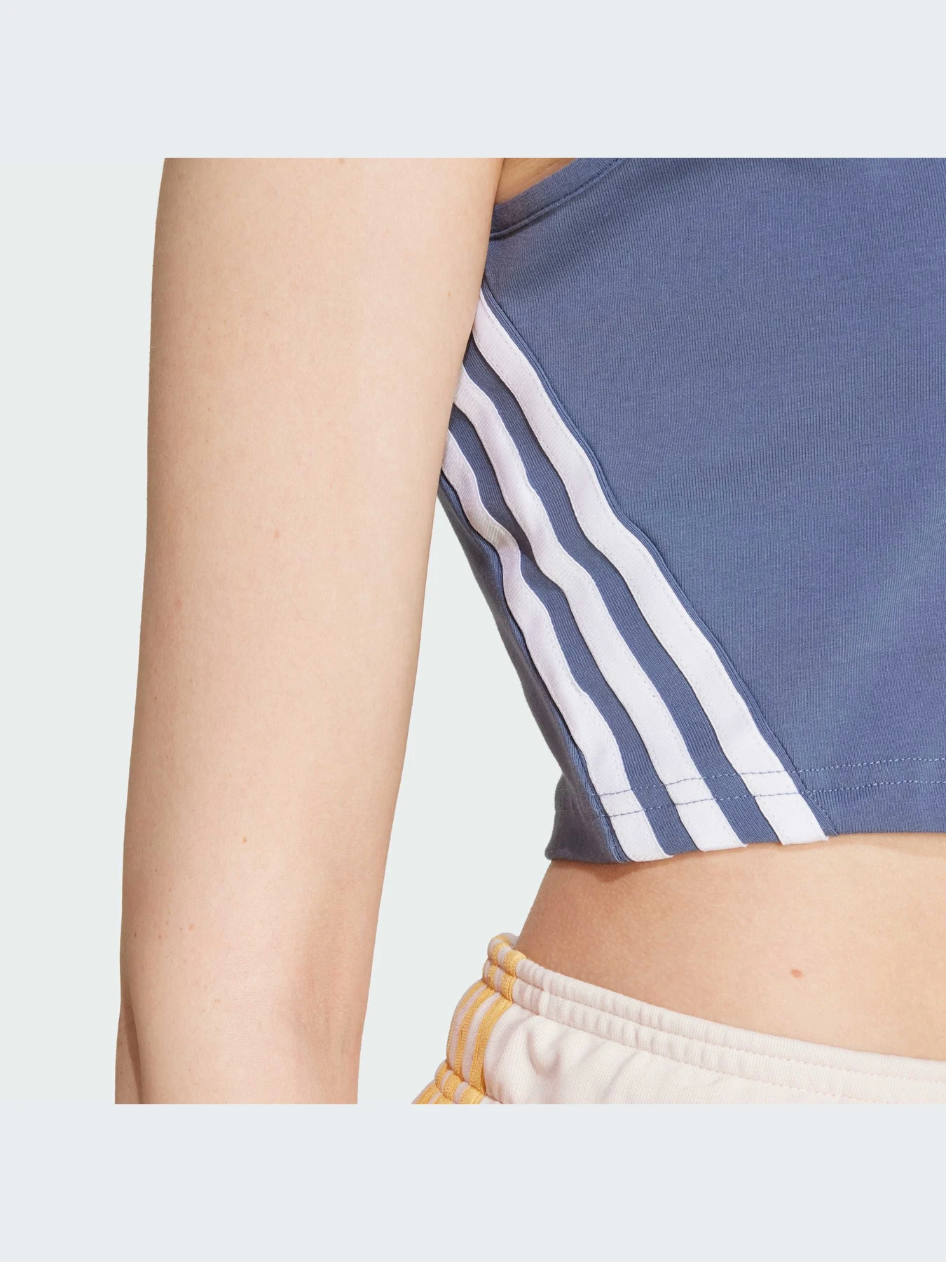 Футболки и поло Adidas Icons модель IS3638-KZ Футболки и поло Adidas Icons модель IS3638-KZ Фото