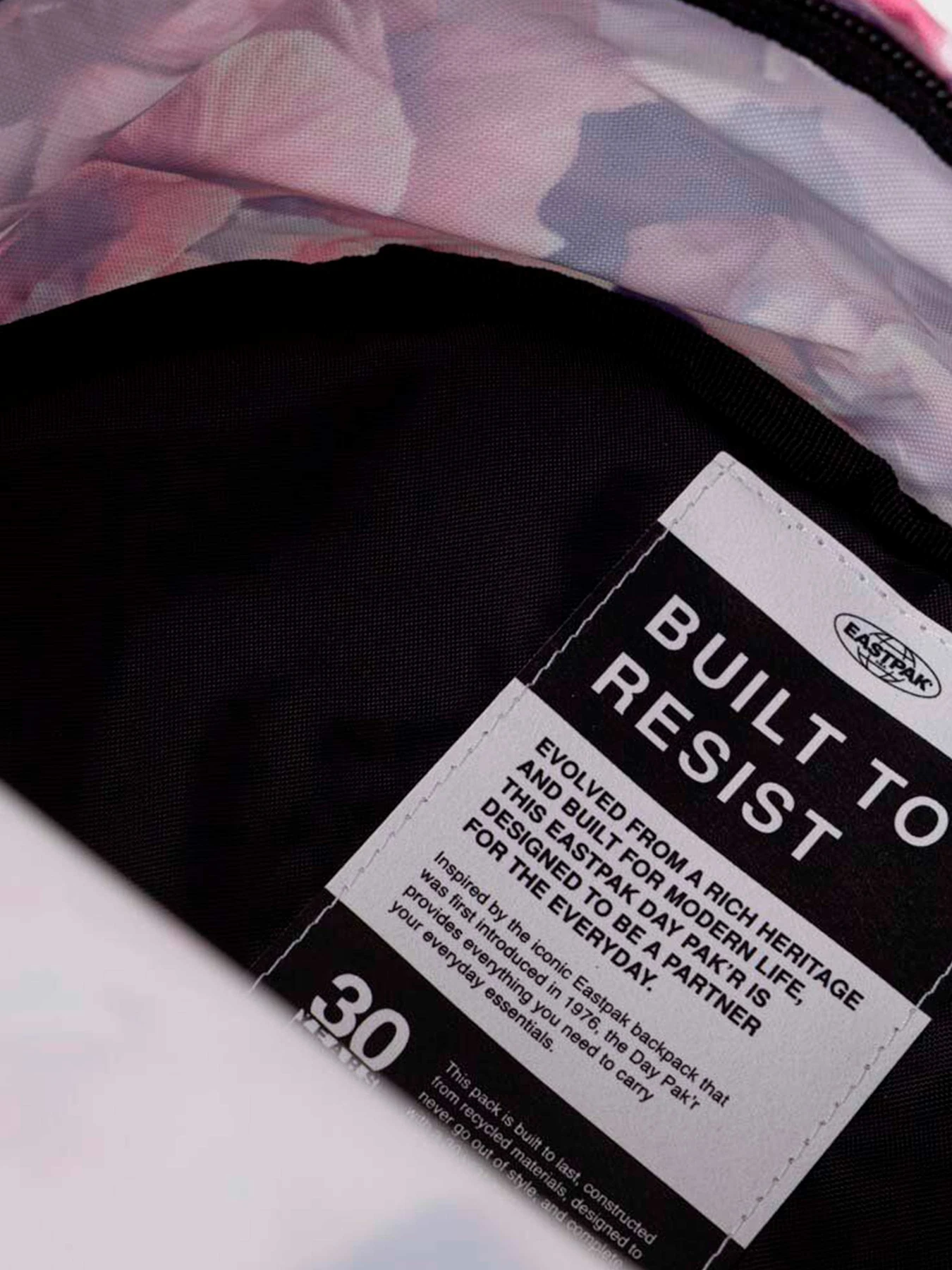Рюкзаки EastPak модель EK0A5BG48J11 Рюкзаки EastPak модель EK0A5BG48J11 Фото
