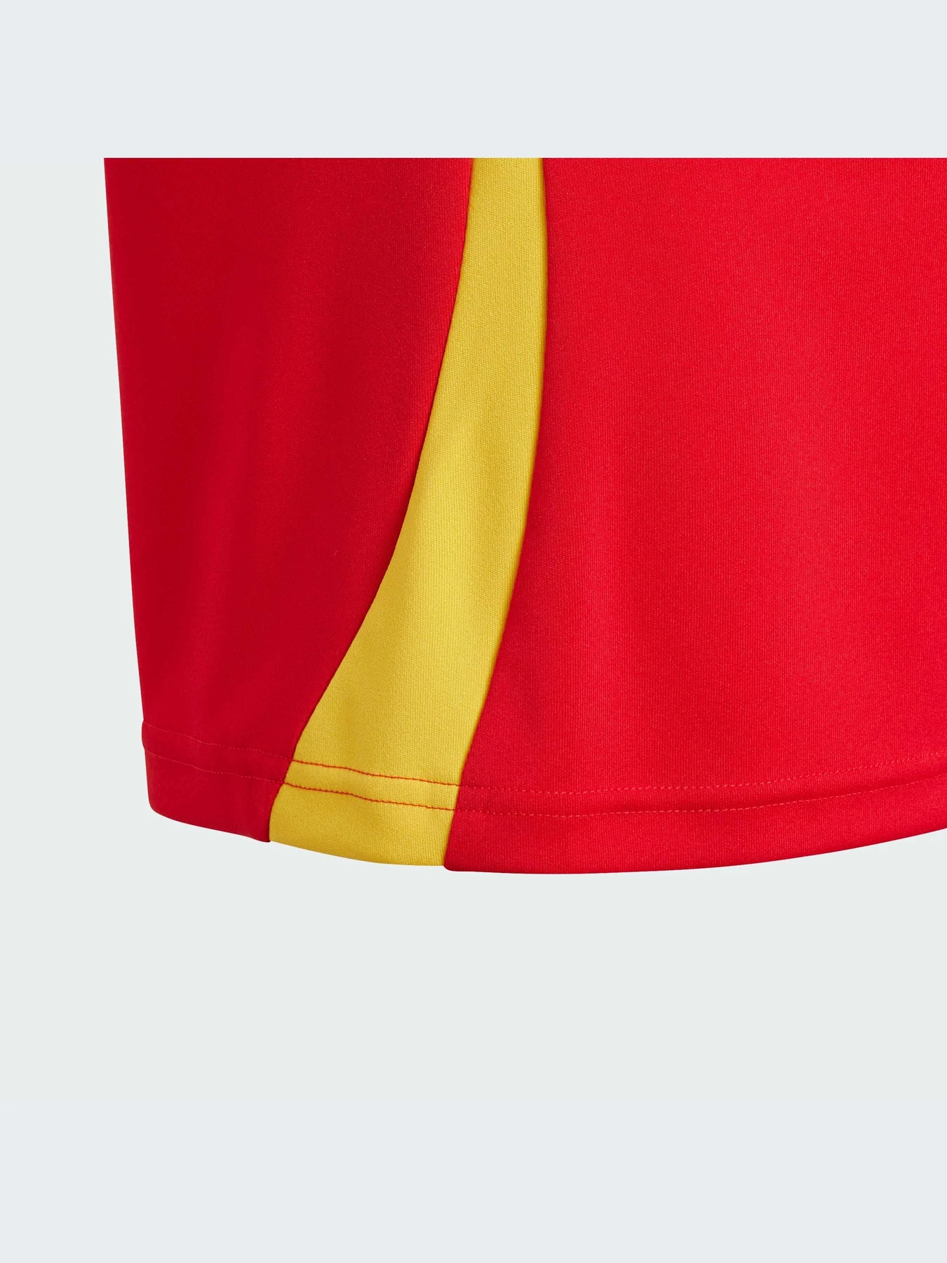 Футболки и поло Adidas модель IP9353-KZ Футболки и поло Adidas модель IP9353-KZ Фото