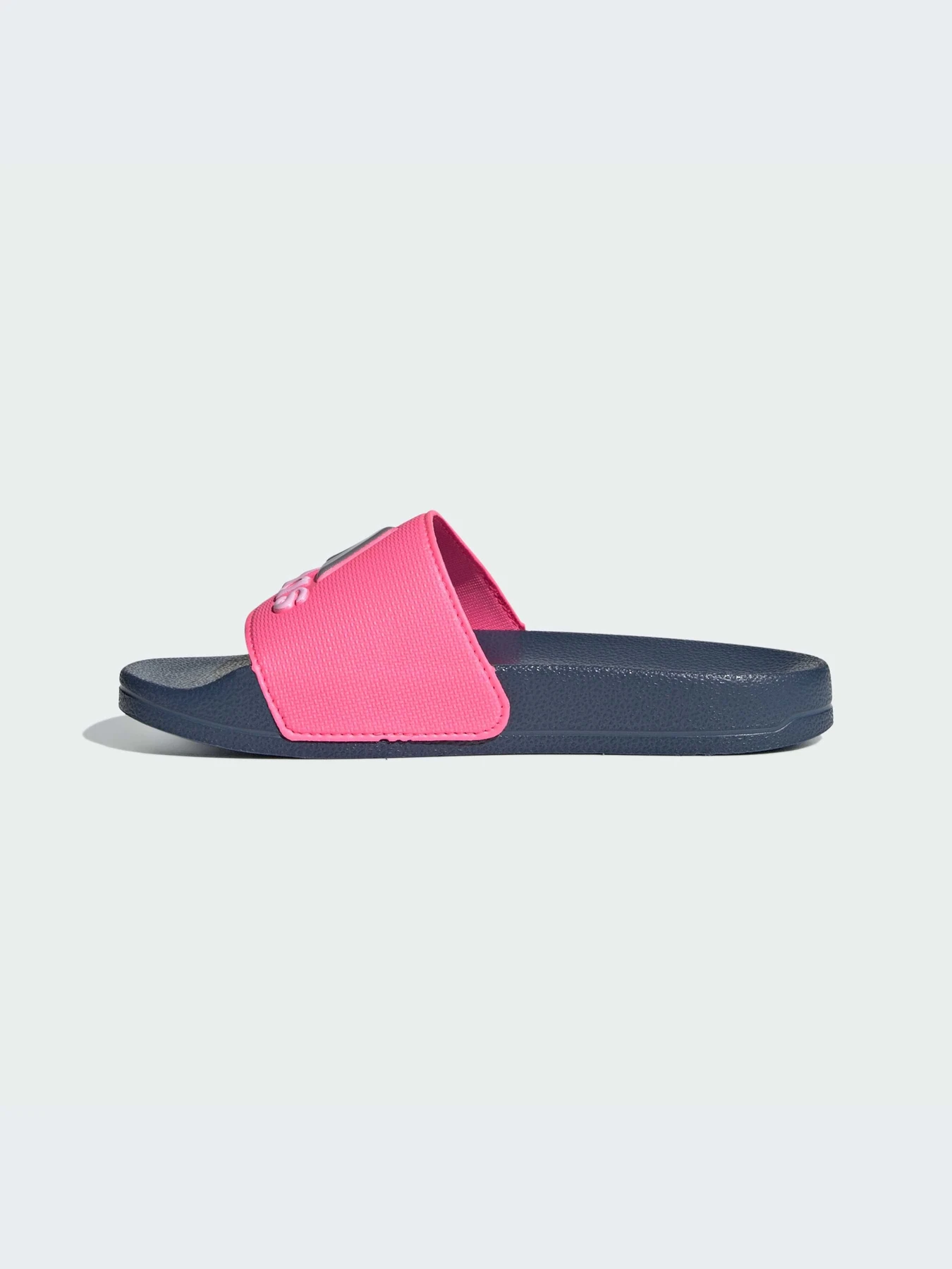Шлёпанцы Adidas Adilette модель IE2606-KZ Шлёпанцы Adidas Adilette модель IE2606-KZ Фото