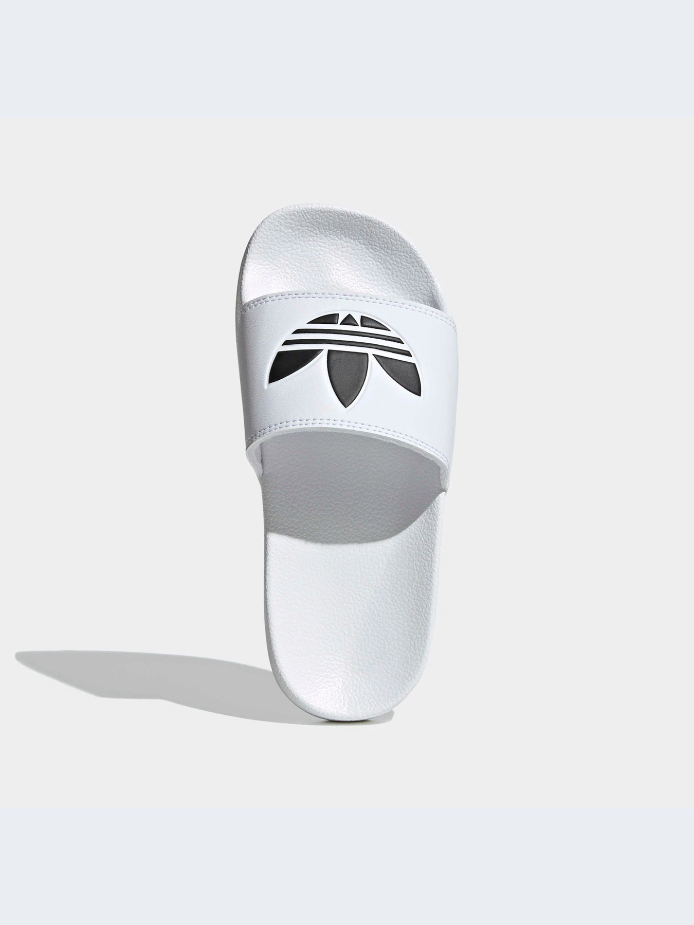 Шлёпанцы Adidas Adilette модель EG8272-KZ Шлёпанцы Adidas Adilette модель EG8272-KZ Фото