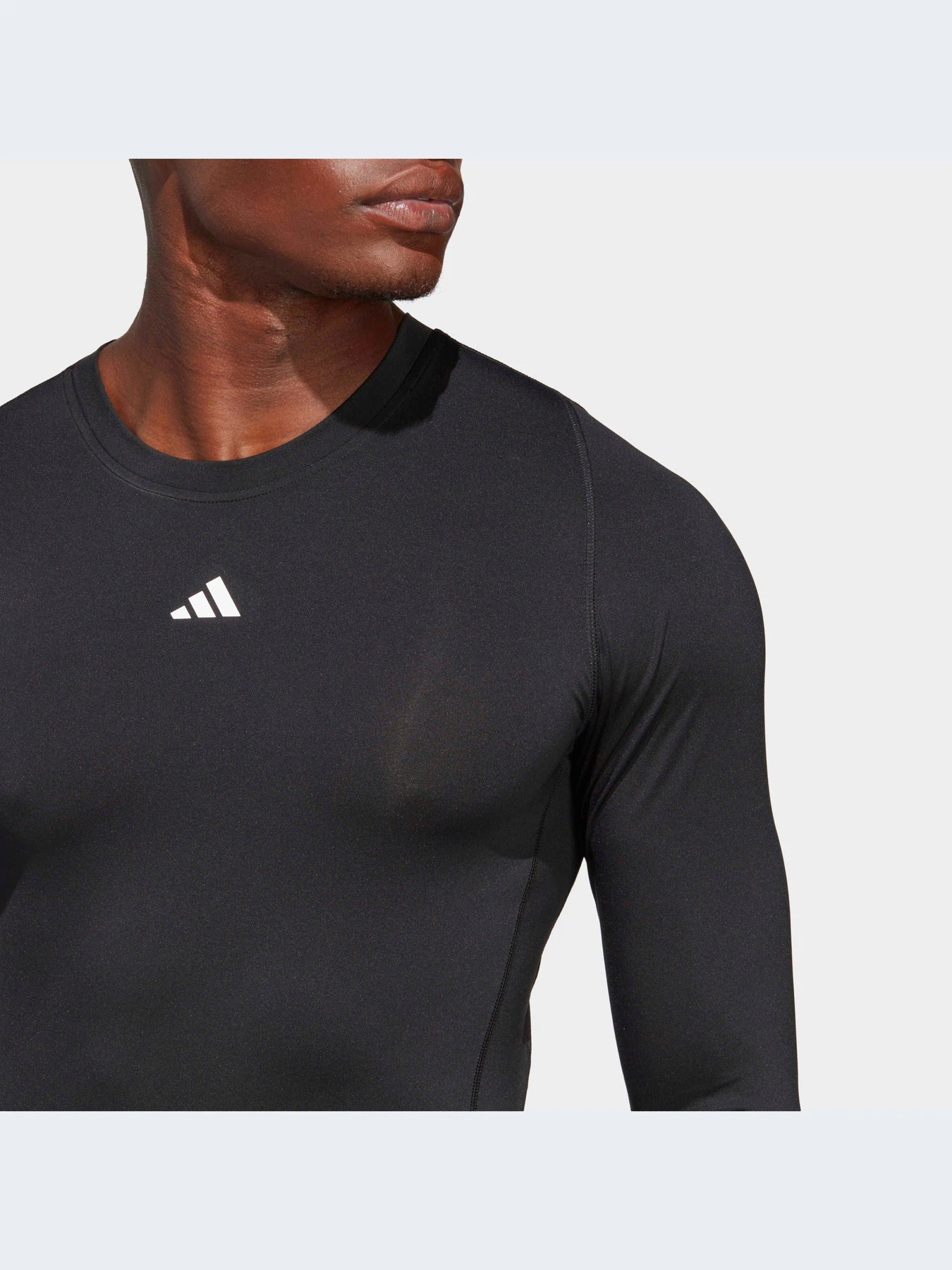 Худи и свитшоты Adidas Clima модель HK2336-KZ Худи и свитшоты Adidas Clima модель HK2336-KZ Фото