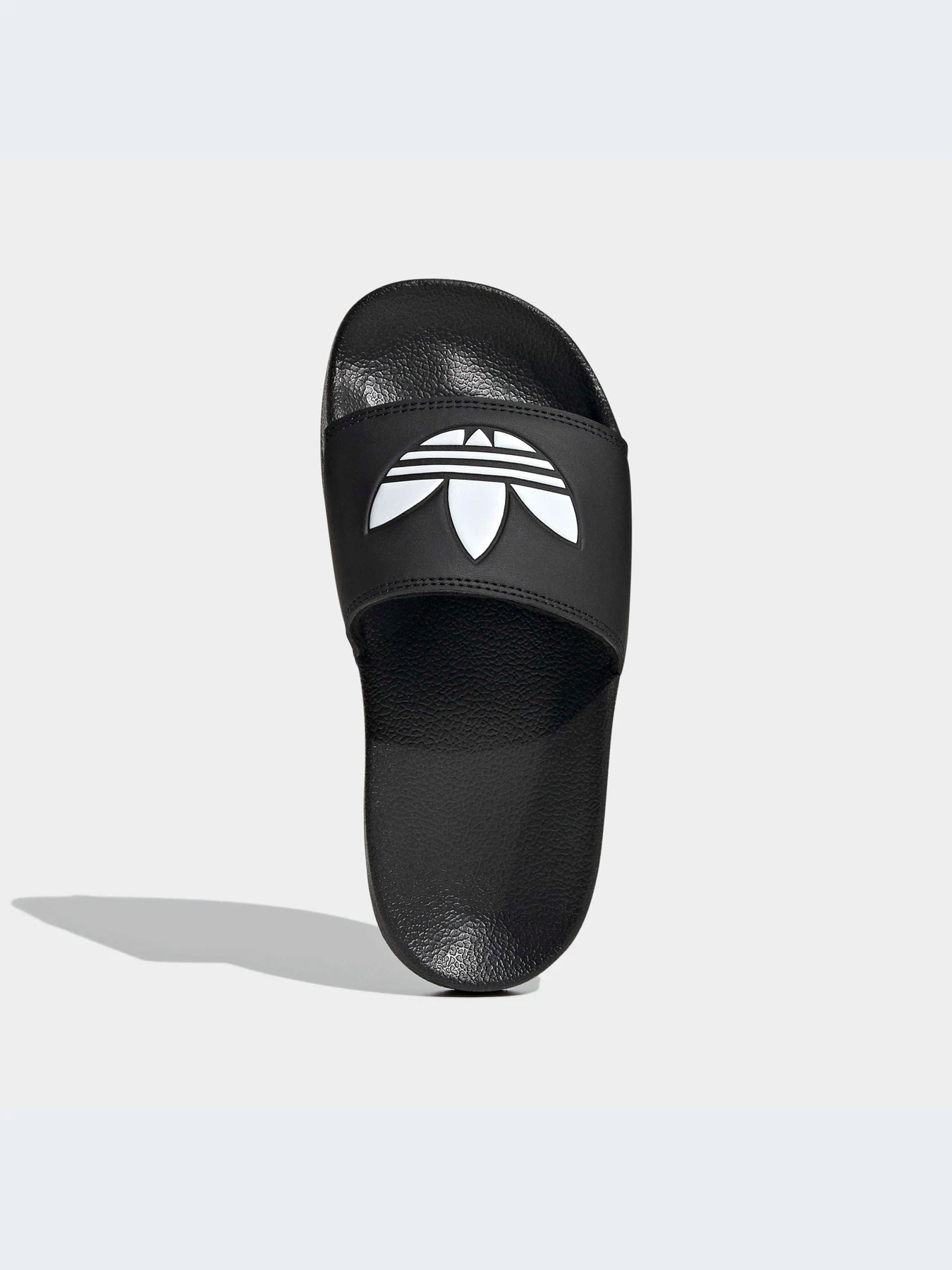 Шлёпанцы Adidas Adilette модель EG8271-KZ Шлёпанцы Adidas Adilette модель EG8271-KZ Фото