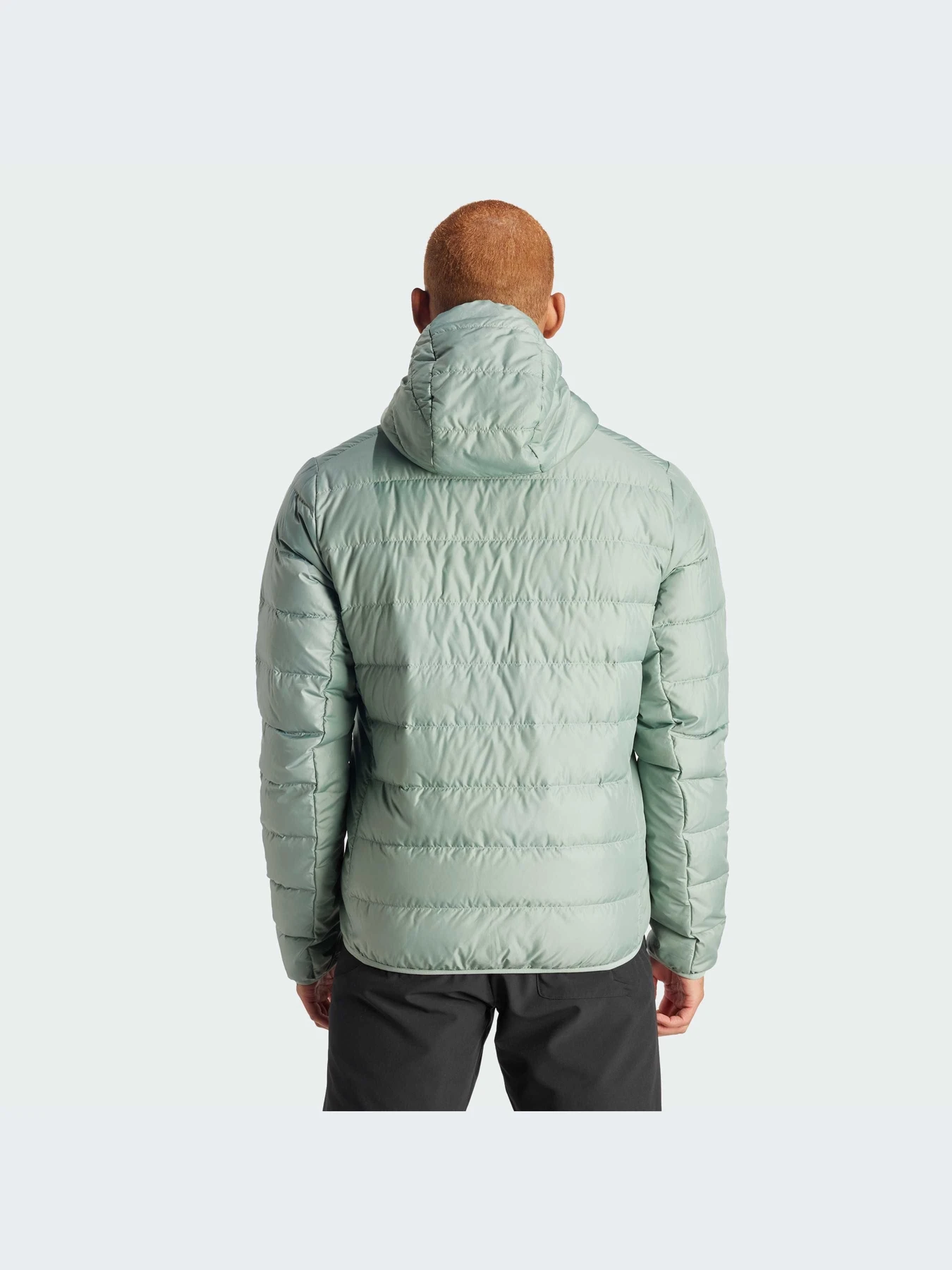 Куртки и дубленки Adidas модель IP3549-KZ Куртки и дубленки Adidas модель IP3549-KZ Фото