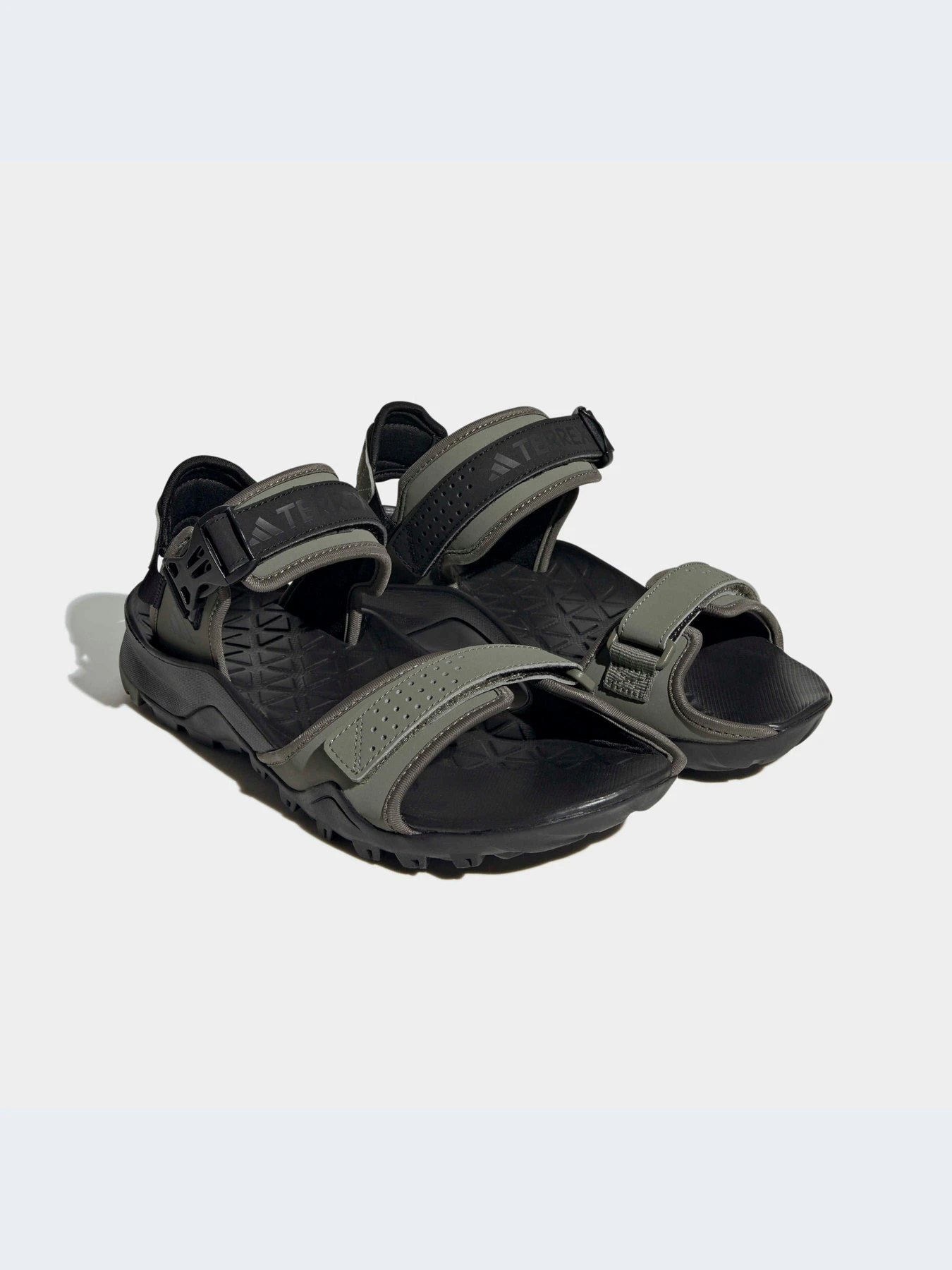Сандалии Adidas модель HP8656-KZ Сандалии Adidas модель HP8656-KZ Фото